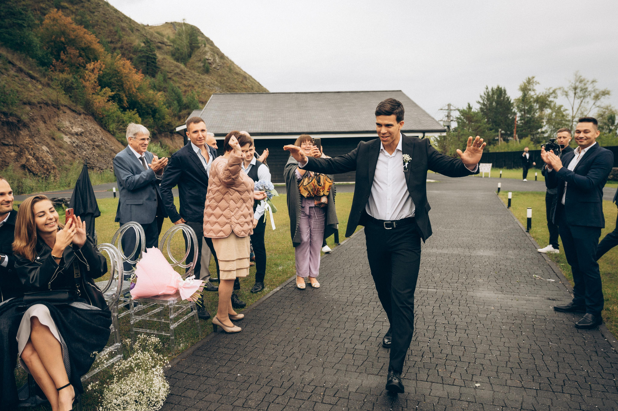 ОДНА СВАДЬБА ПОЛНОСТЬЮ. Свадебный организатор в Ростове-на-Дону Яснов Роман