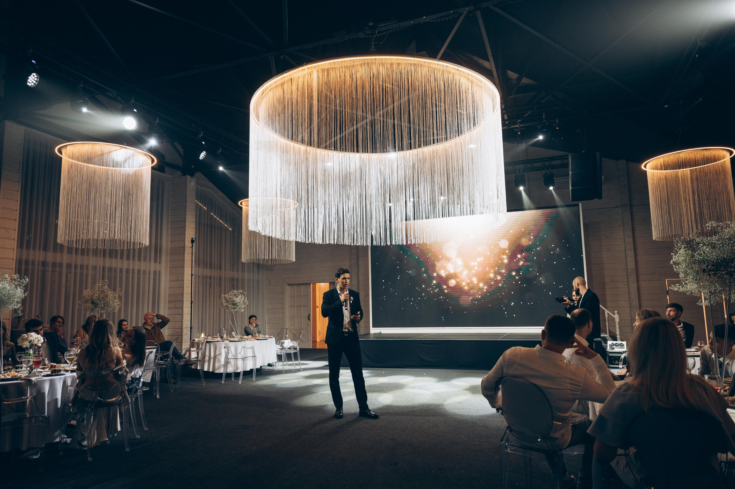 ОДНА СВАДЬБА ПОЛНОСТЬЮ. Свадебный организатор в Ростове-на-Дону Яснов Роман