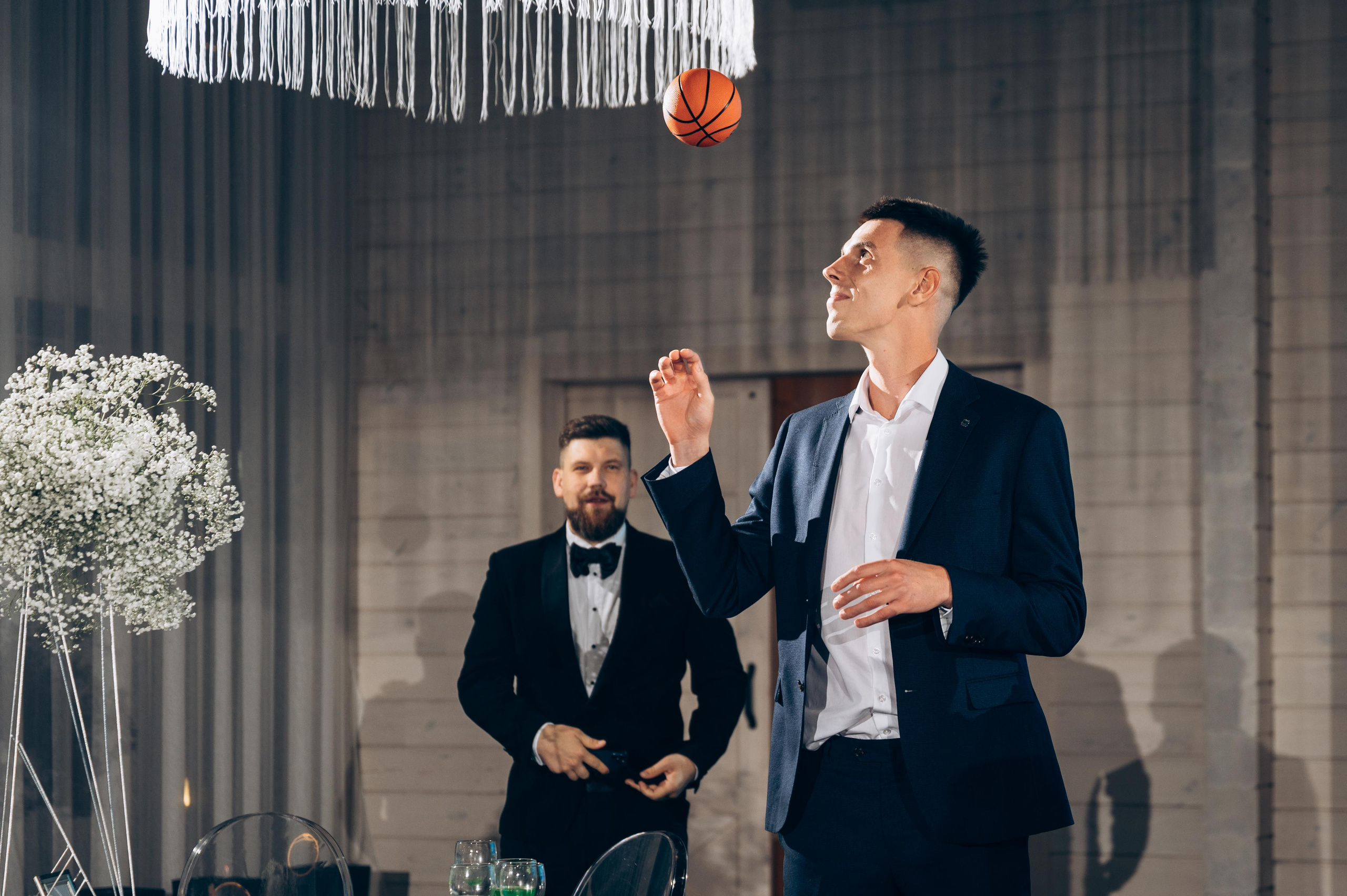 ОДНА СВАДЬБА ПОЛНОСТЬЮ. Свадебный организатор в Ростове-на-Дону Яснов Роман