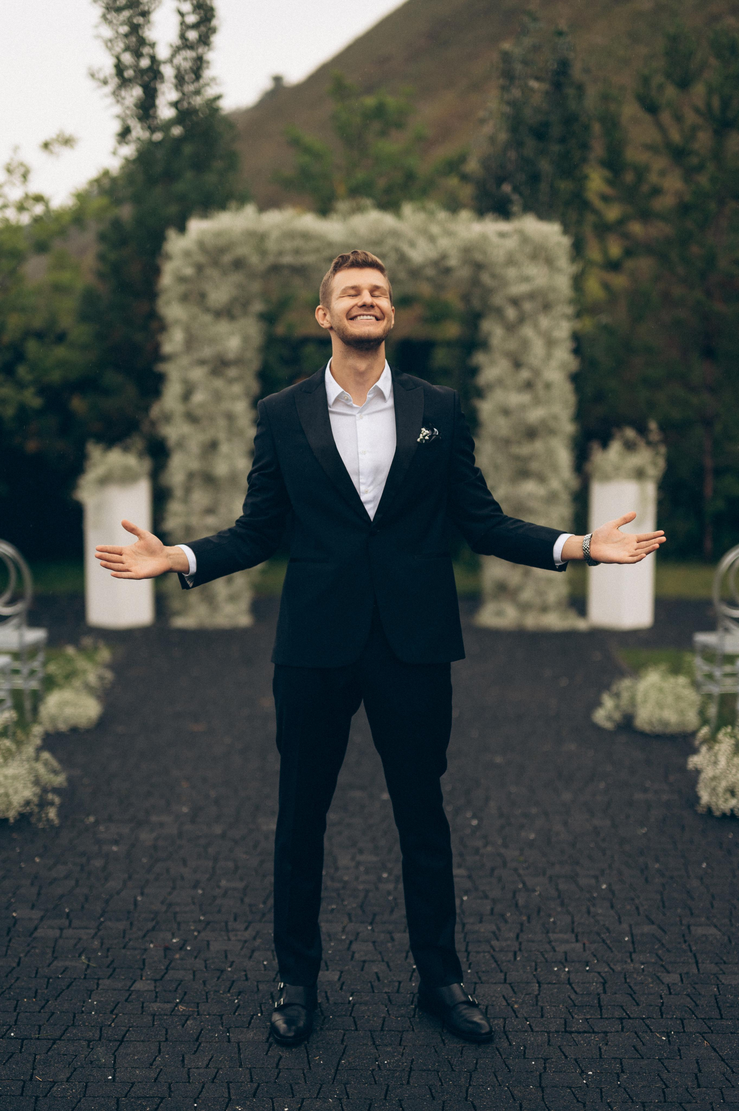 ОДНА СВАДЬБА ПОЛНОСТЬЮ. Свадебный организатор в Ростове-на-Дону Яснов Роман