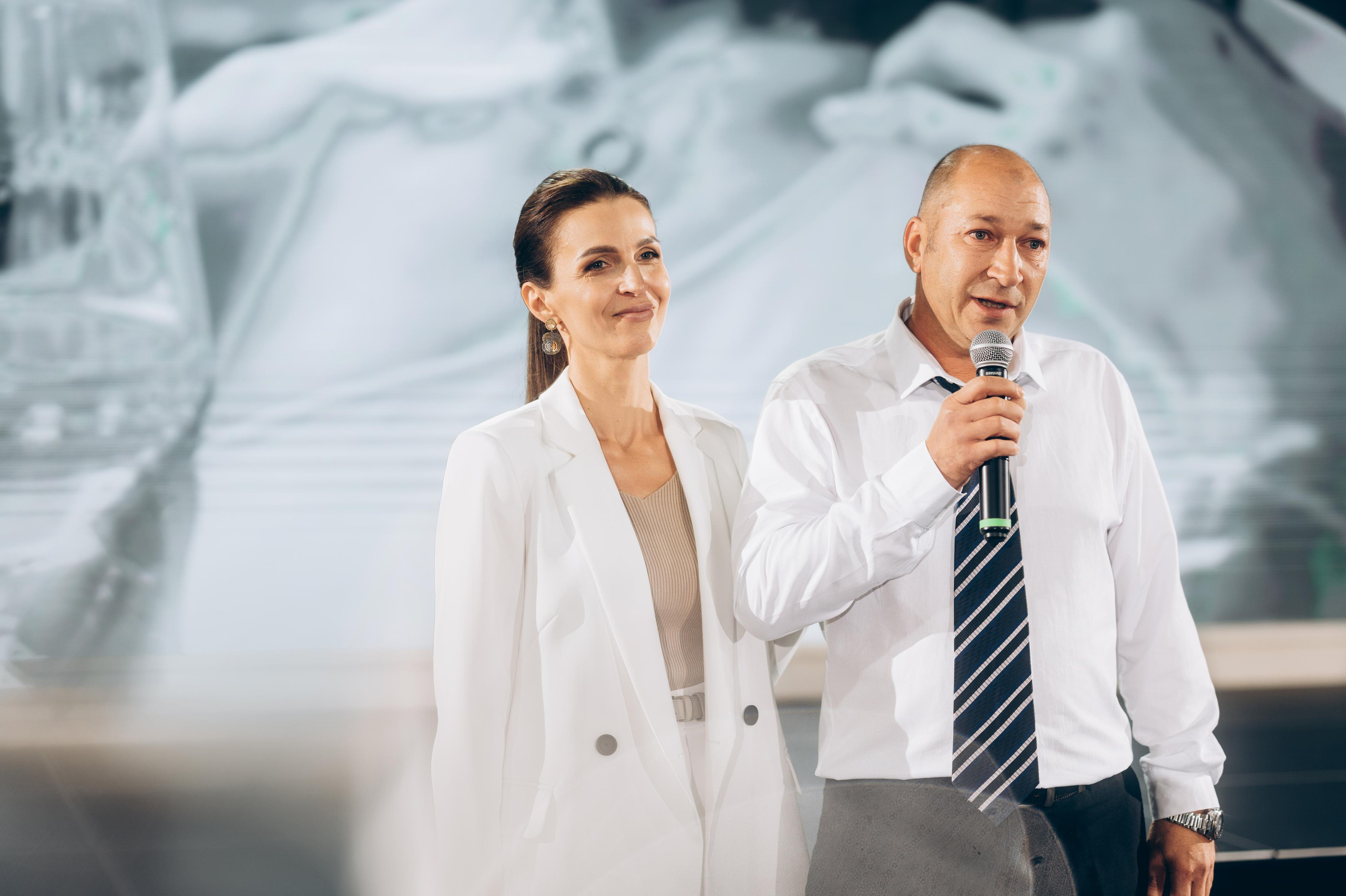 ОДНА СВАДЬБА ПОЛНОСТЬЮ. Свадебный организатор в Ростове-на-Дону Яснов Роман