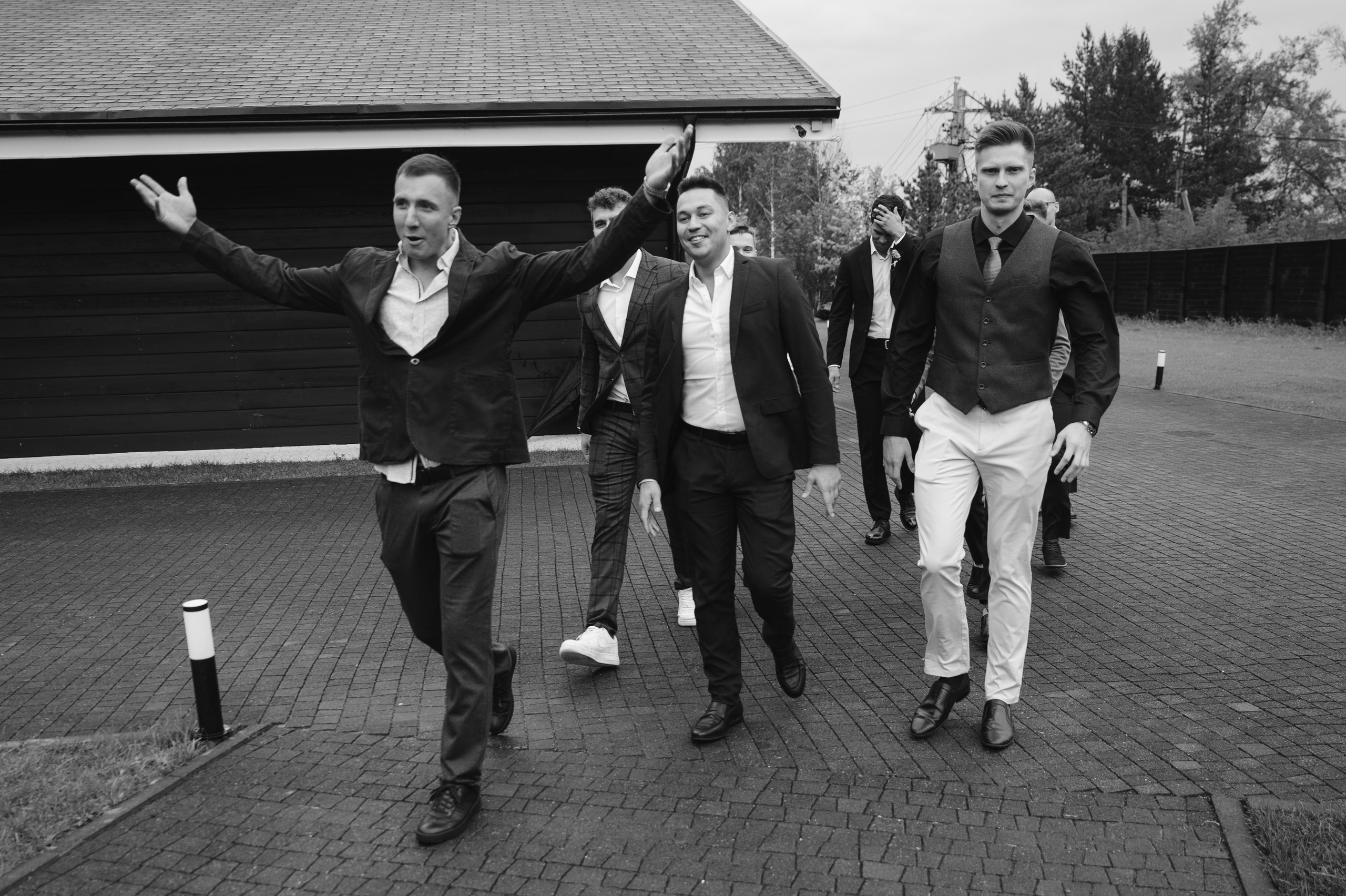 ОДНА СВАДЬБА ПОЛНОСТЬЮ. Свадебный организатор в Ростове-на-Дону Яснов Роман