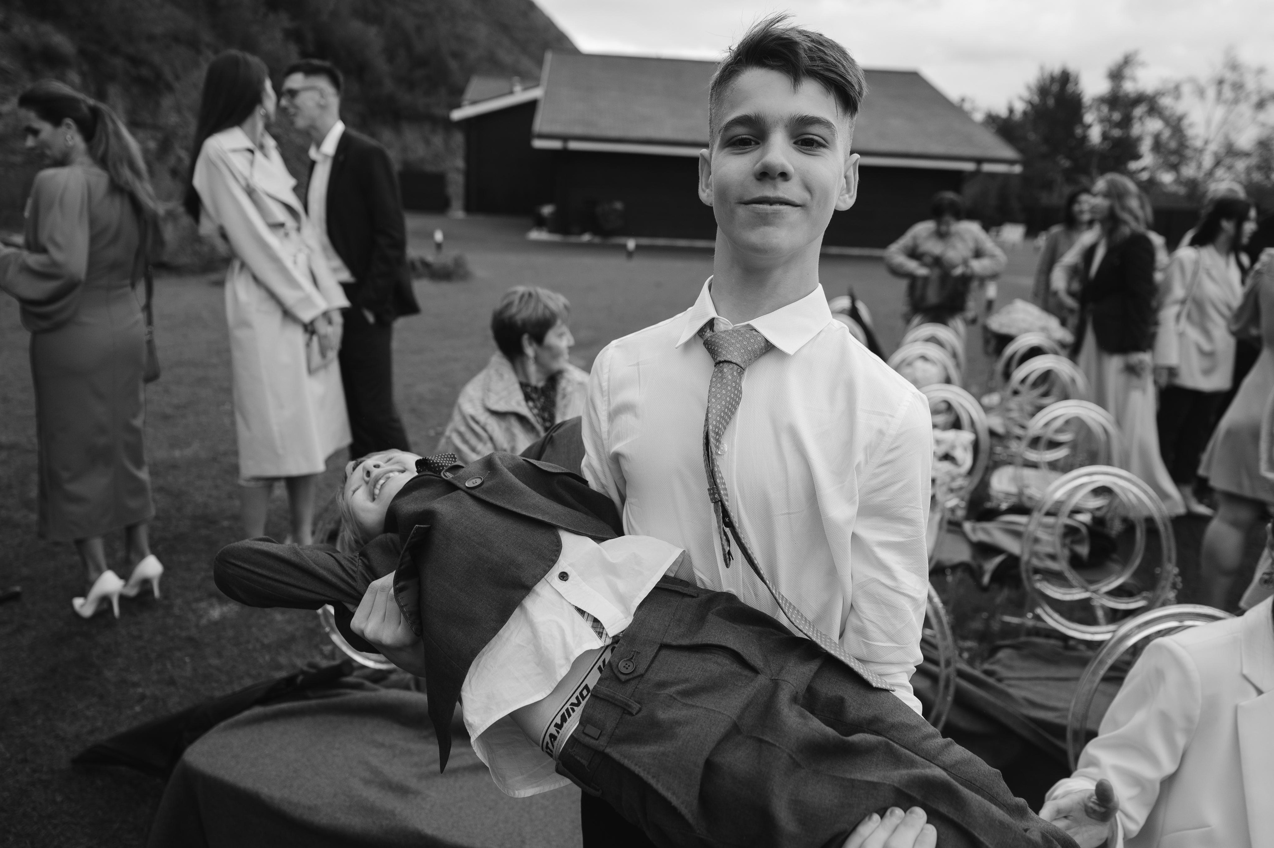 ОДНА СВАДЬБА ПОЛНОСТЬЮ. Свадебный организатор в Ростове-на-Дону Яснов Роман