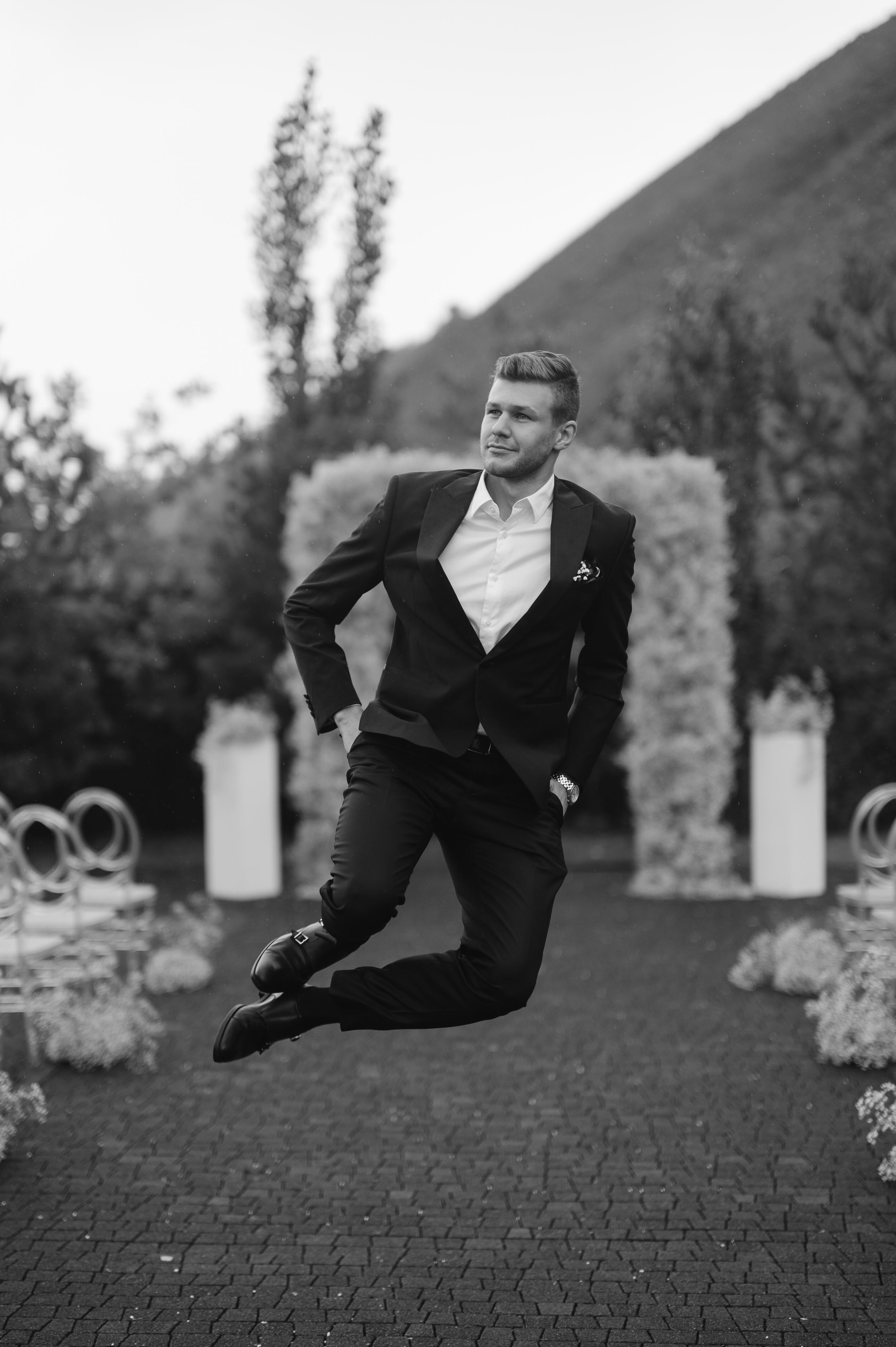 ОДНА СВАДЬБА ПОЛНОСТЬЮ. Свадебный организатор в Ростове-на-Дону Яснов Роман