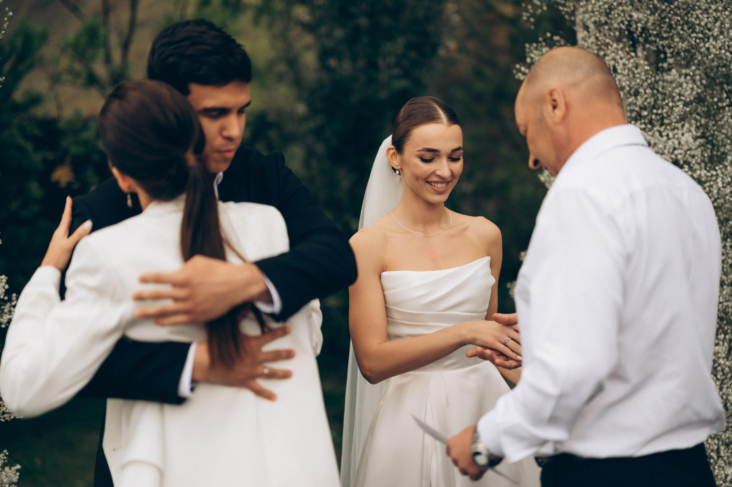 ОДНА СВАДЬБА ПОЛНОСТЬЮ. Свадебный организатор в Ростове-на-Дону Яснов Роман