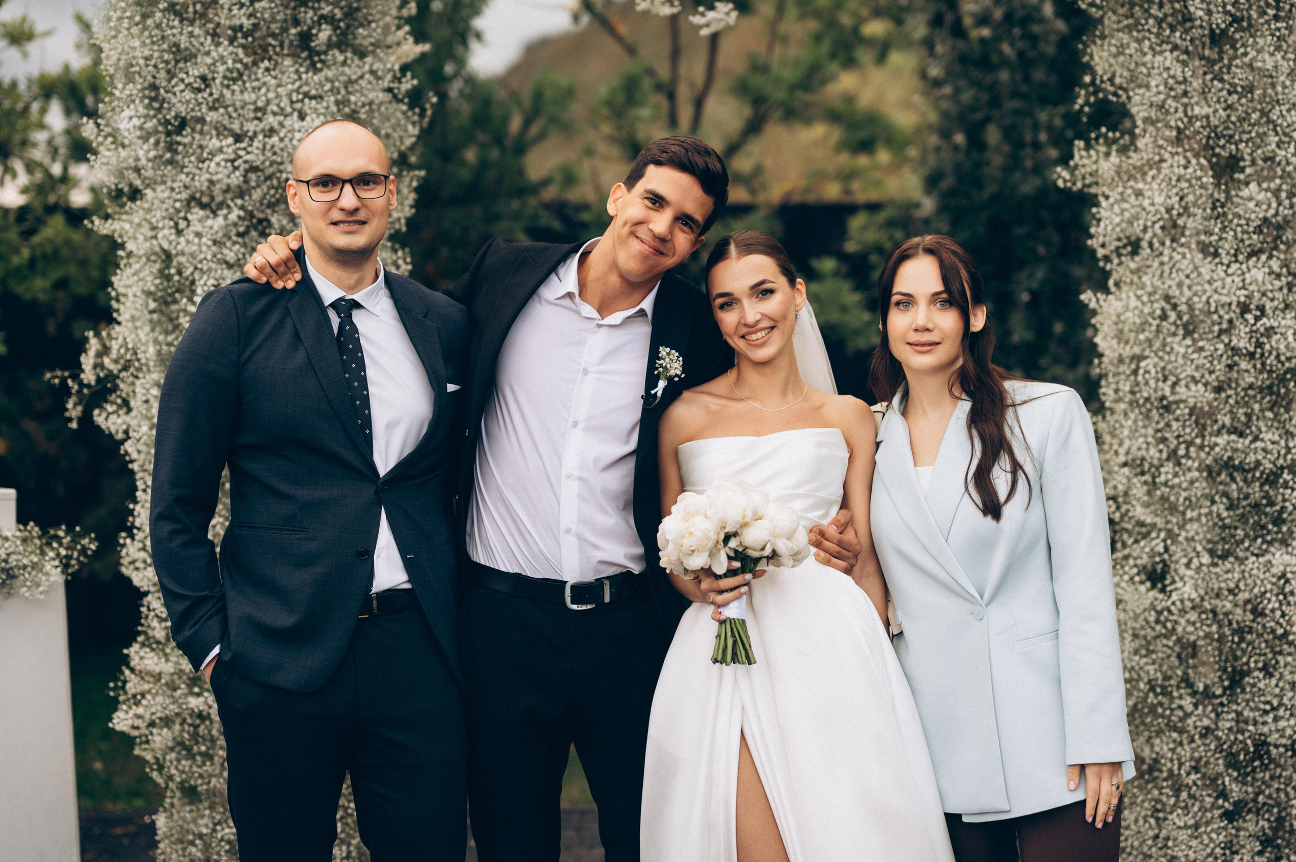 ОДНА СВАДЬБА ПОЛНОСТЬЮ. Свадебный организатор в Ростове-на-Дону Яснов Роман