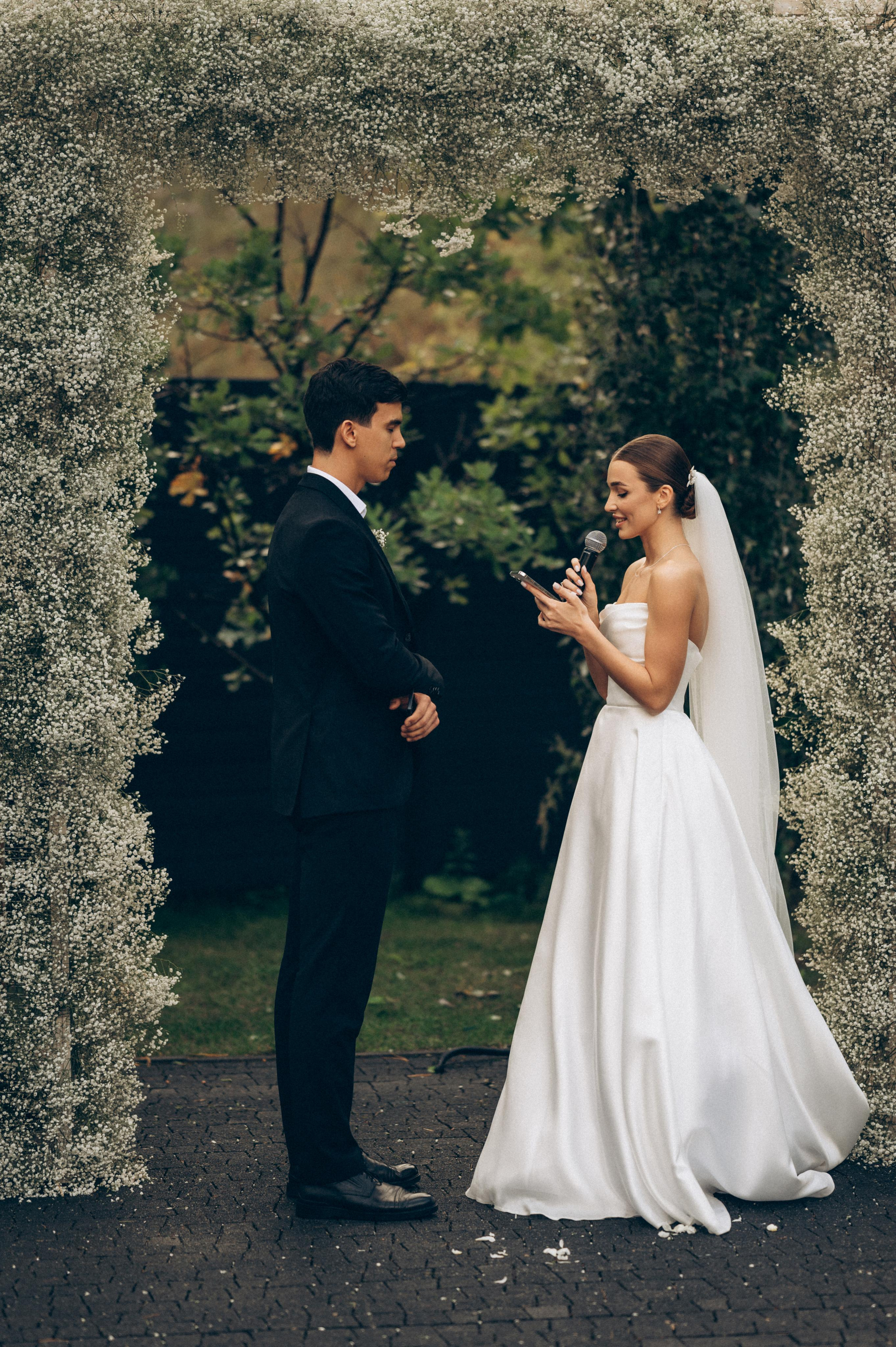 ОДНА СВАДЬБА ПОЛНОСТЬЮ. Свадебный организатор в Ростове-на-Дону Яснов Роман