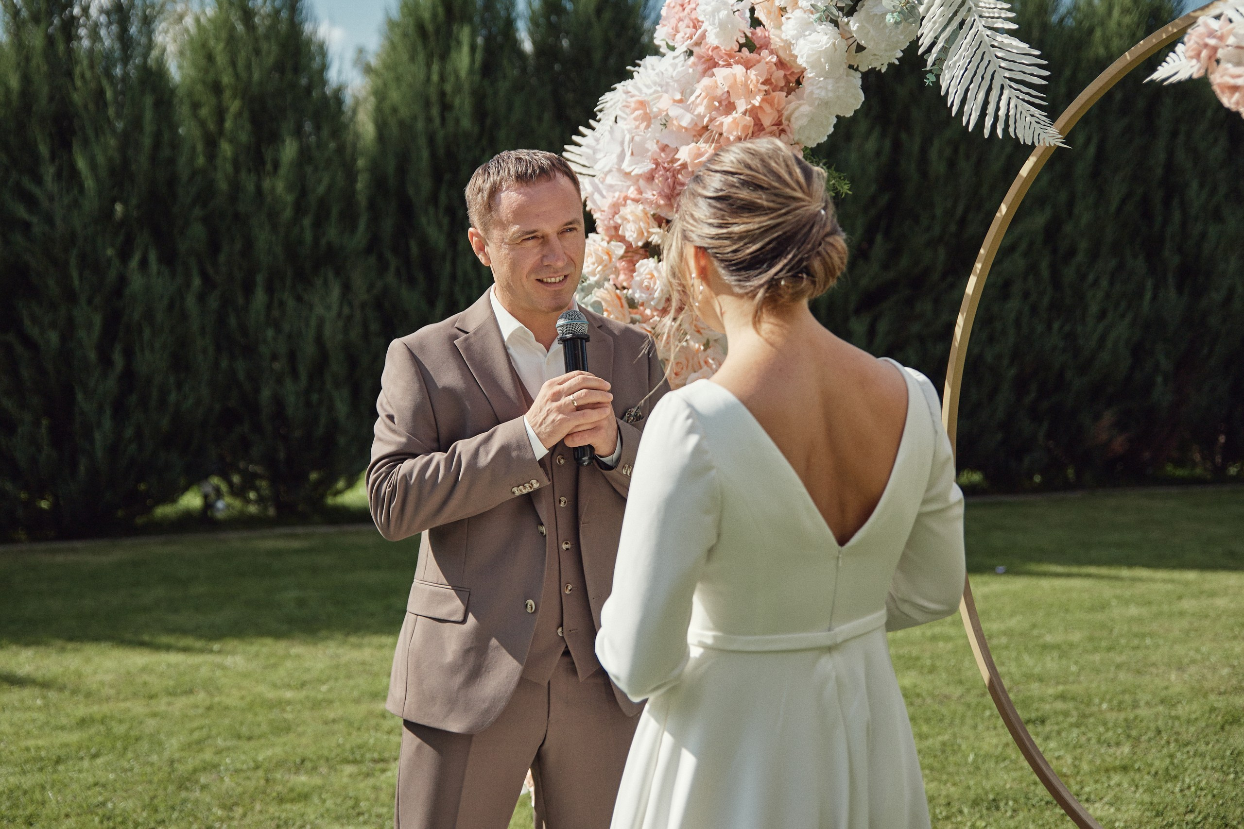 Счастье здесь. Свадебный фотограф Антон Артюшин. Работаю в Нижнем Новгороде и Москве