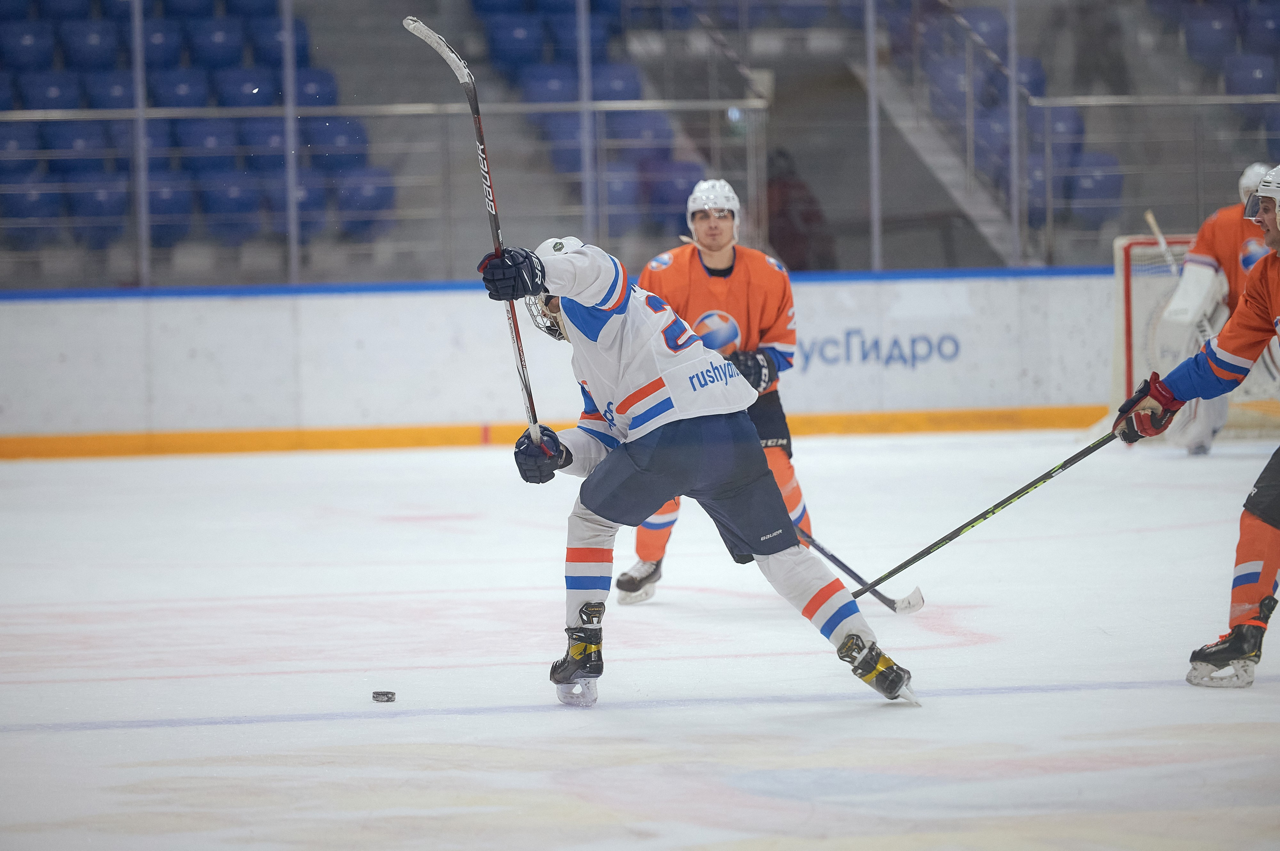 Портфолио репортажной фотосъёмки: Кристалл арена — Хоккей — РусГидро. Фотограф Яковлев Роман — Красноярск