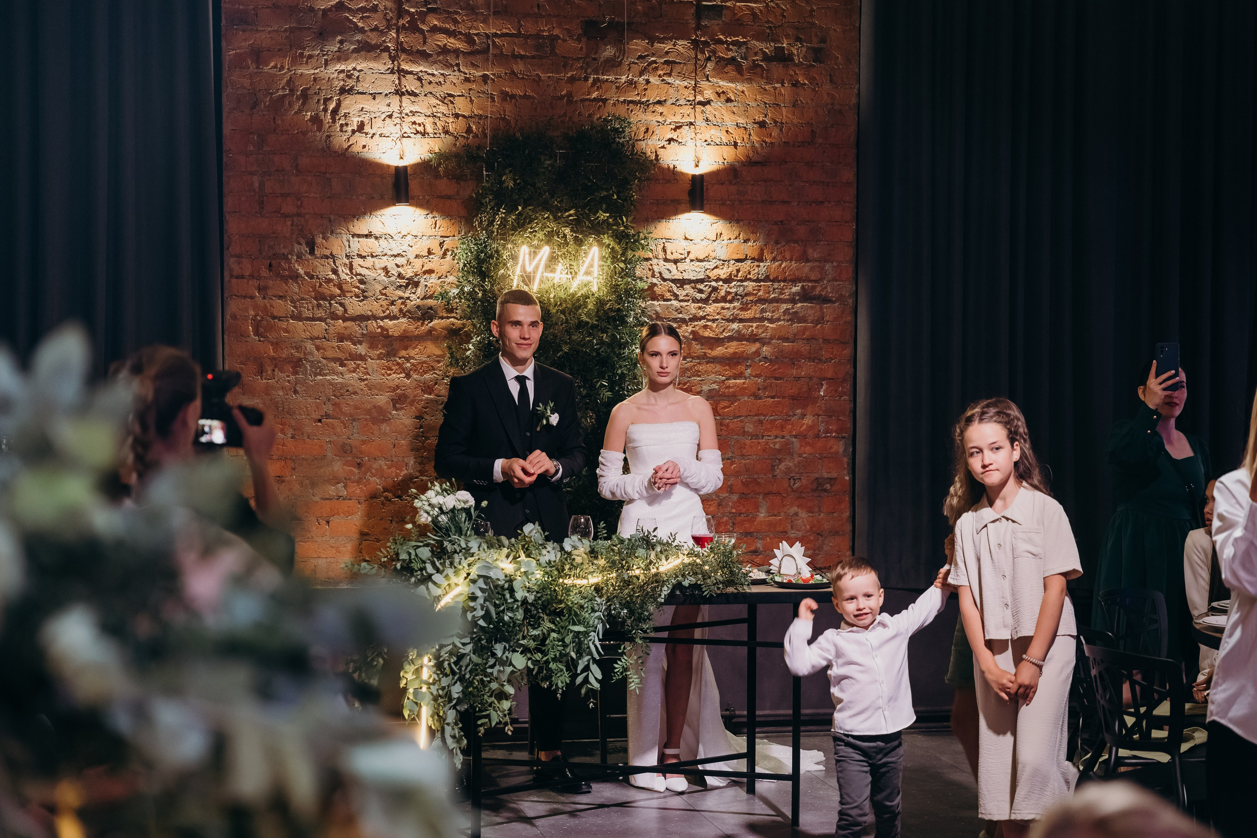 Счастье рядом. Свадебный фотограф-видеограф в Красноярске Евгений Константинопольский