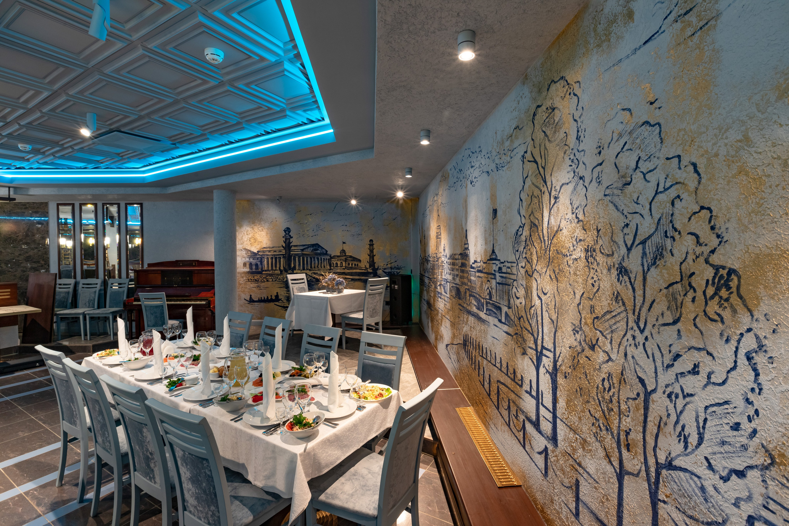 Банкетный зал при отеле «Нептун». Фотограф Махлаева Виктория/Санкт-Петербург