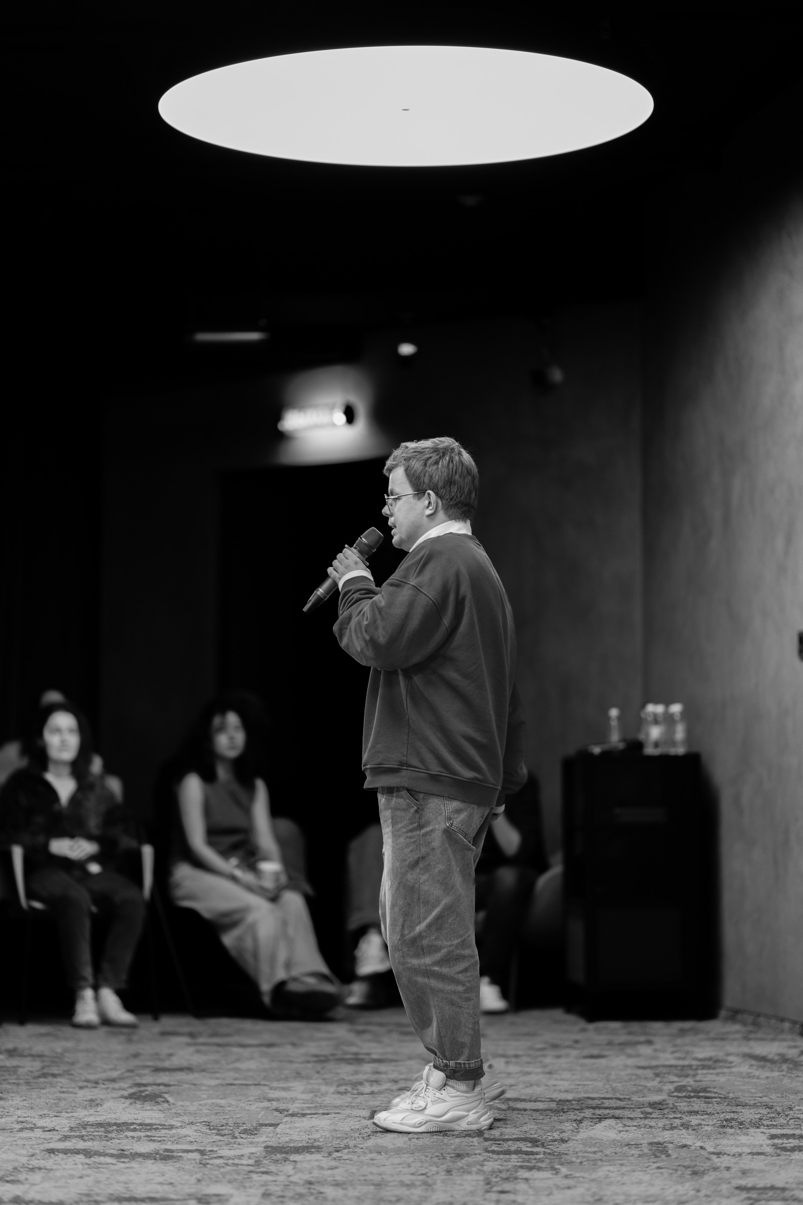 PovConf. Фотограф Дмитрий Алехин. Репортажная съемка мероприятий в Москве