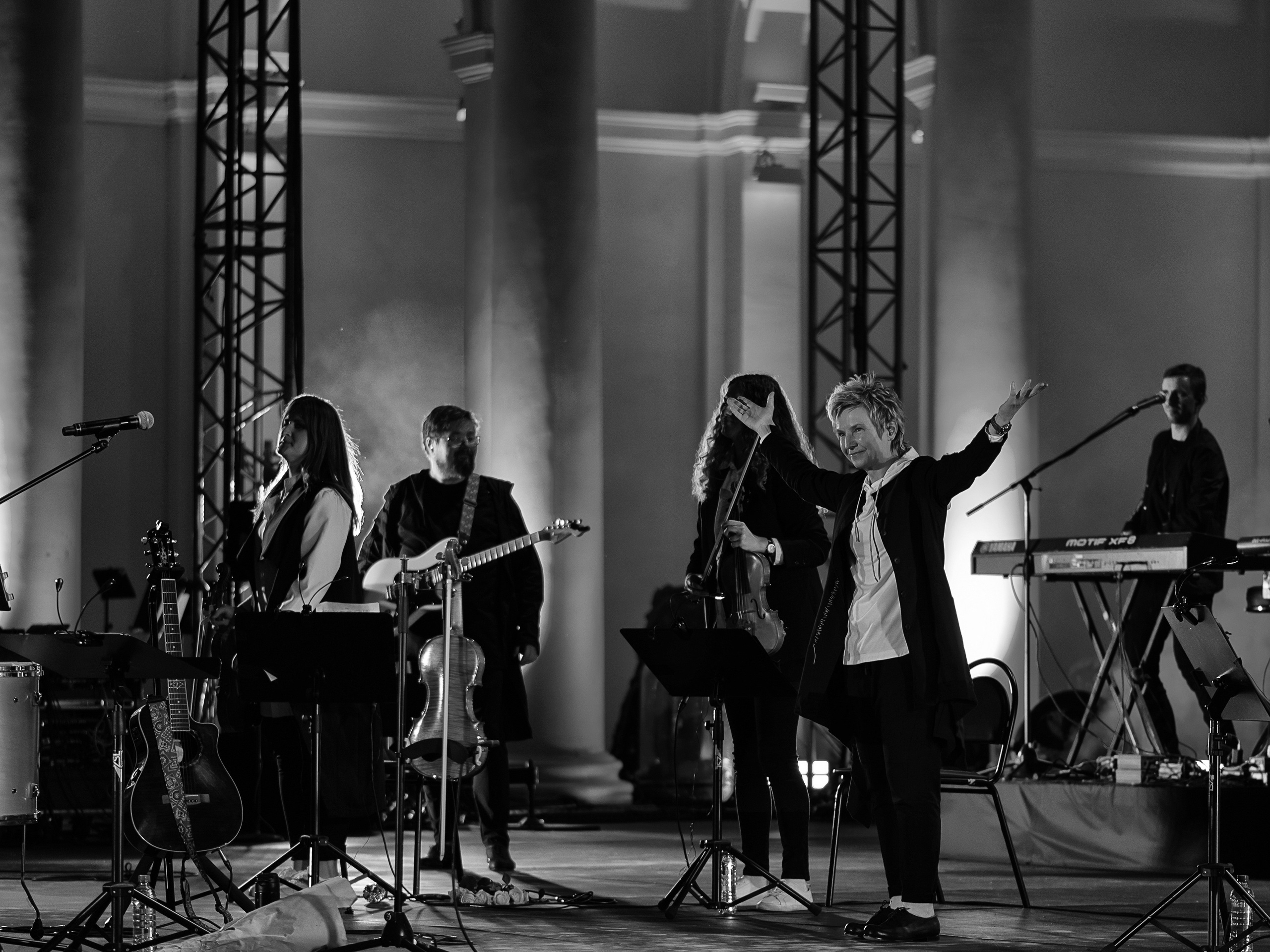 Светлана Сурганова и Оркестр фото