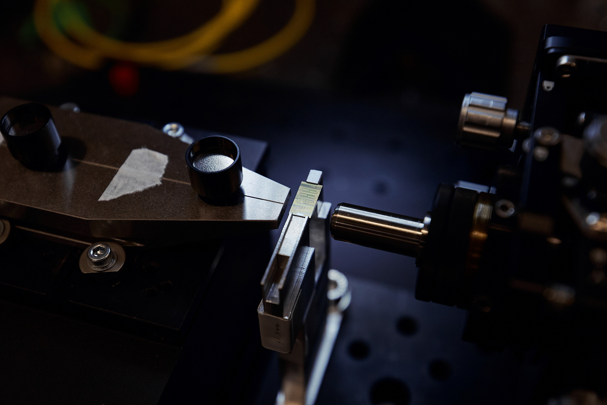 Science and laboratories. Evgeny Pelevin. Photographer. Industry, reporting, weddings, portrait