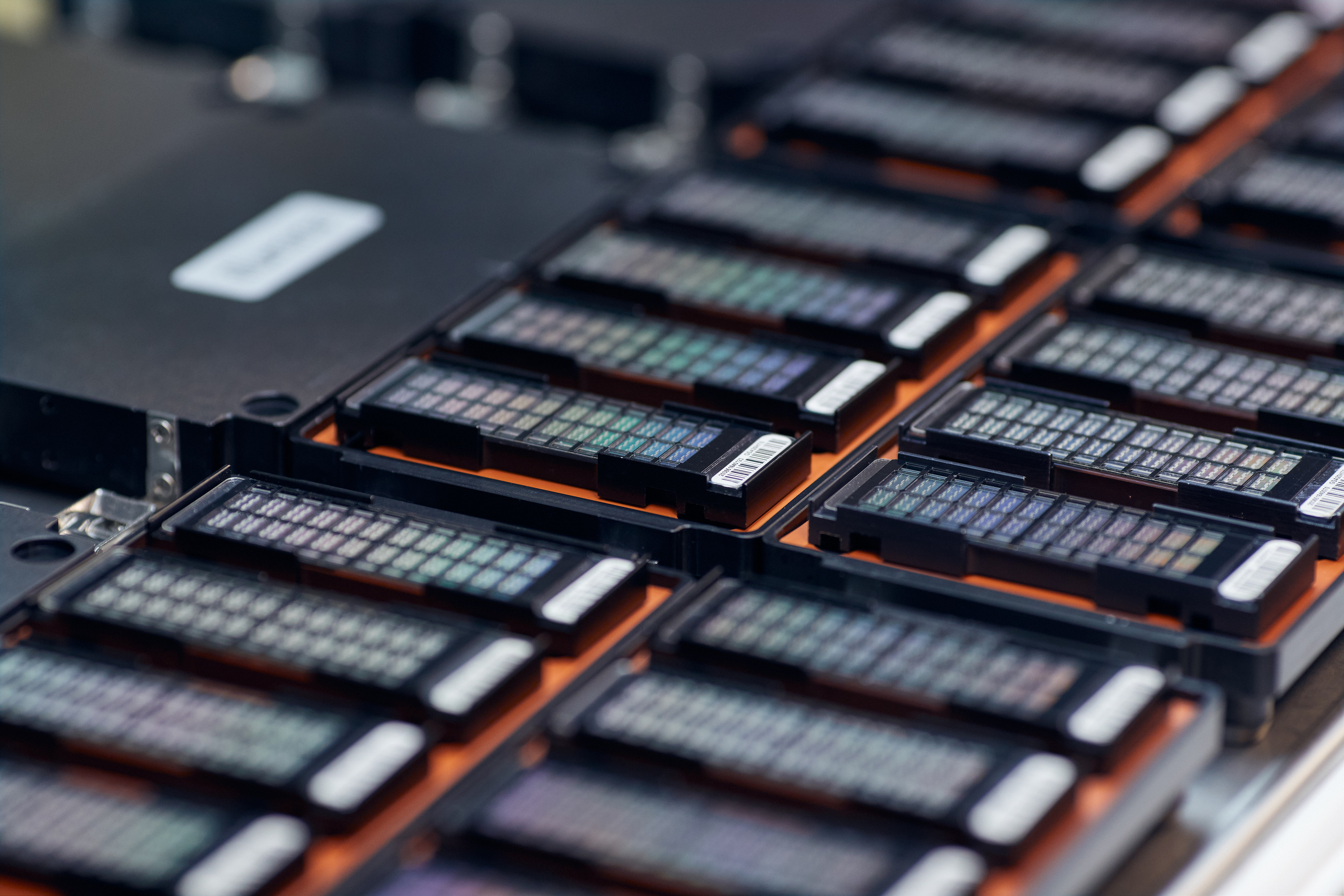 Science and laboratories. Evgeny Pelevin. Photographer. Industry, reporting, weddings, portrait