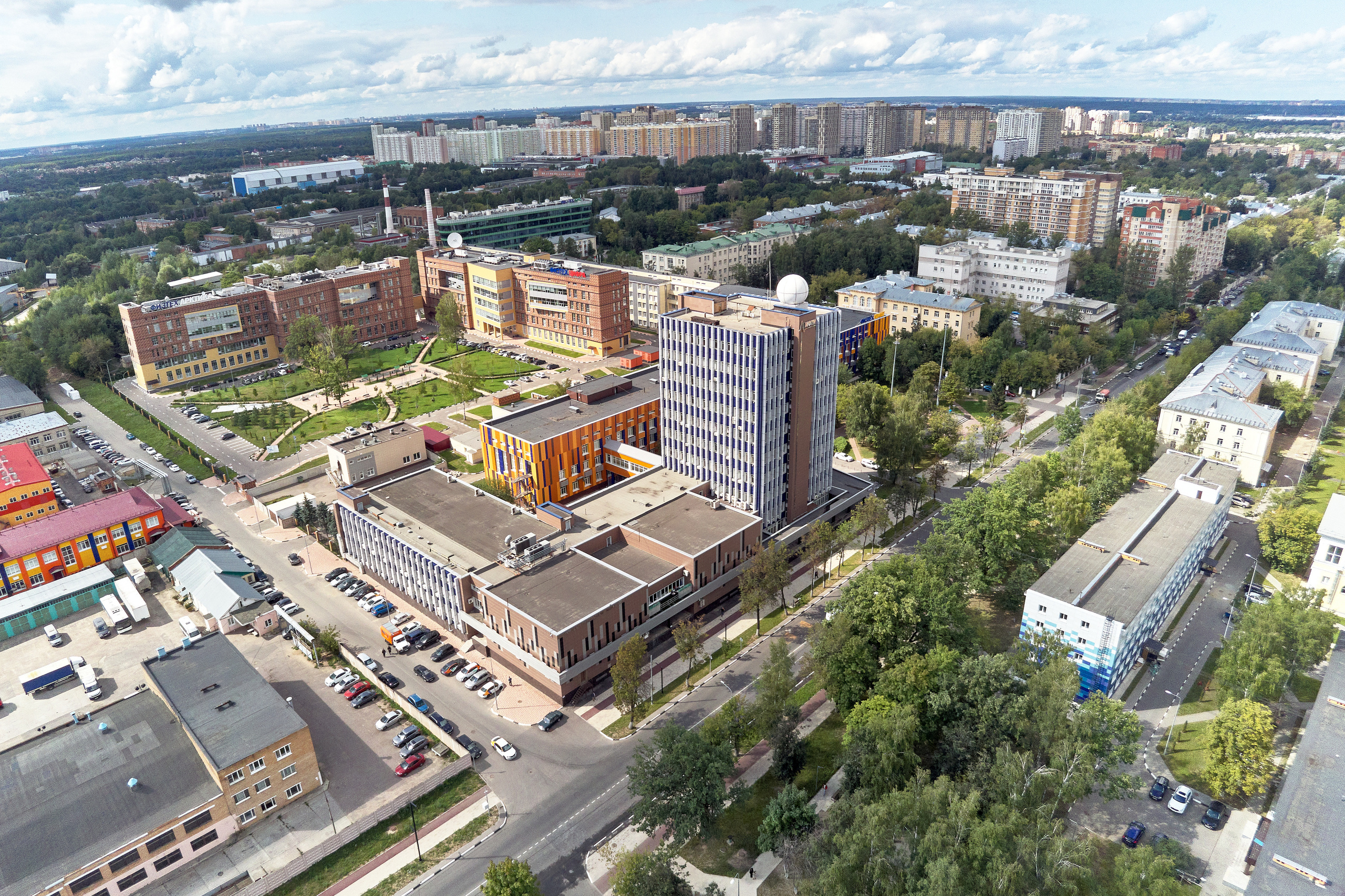 Interior and exterior. Evgeny Pelevin. Photographer. Industry, reporting, weddings, portrait