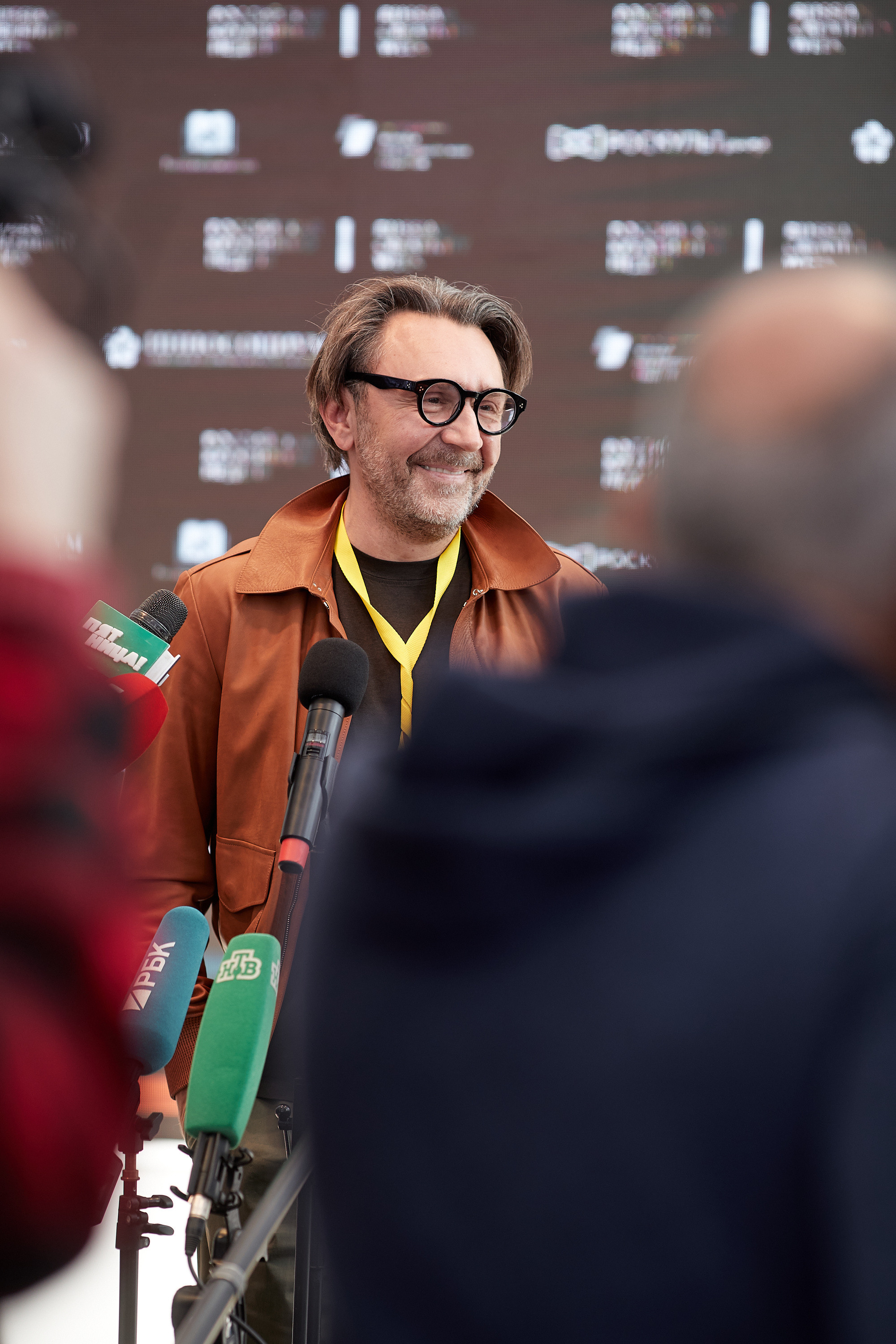 Вы можете их знать. Евгений Пелевин. Фотограф. Промышленность, репортажи, свадьбы, портрет