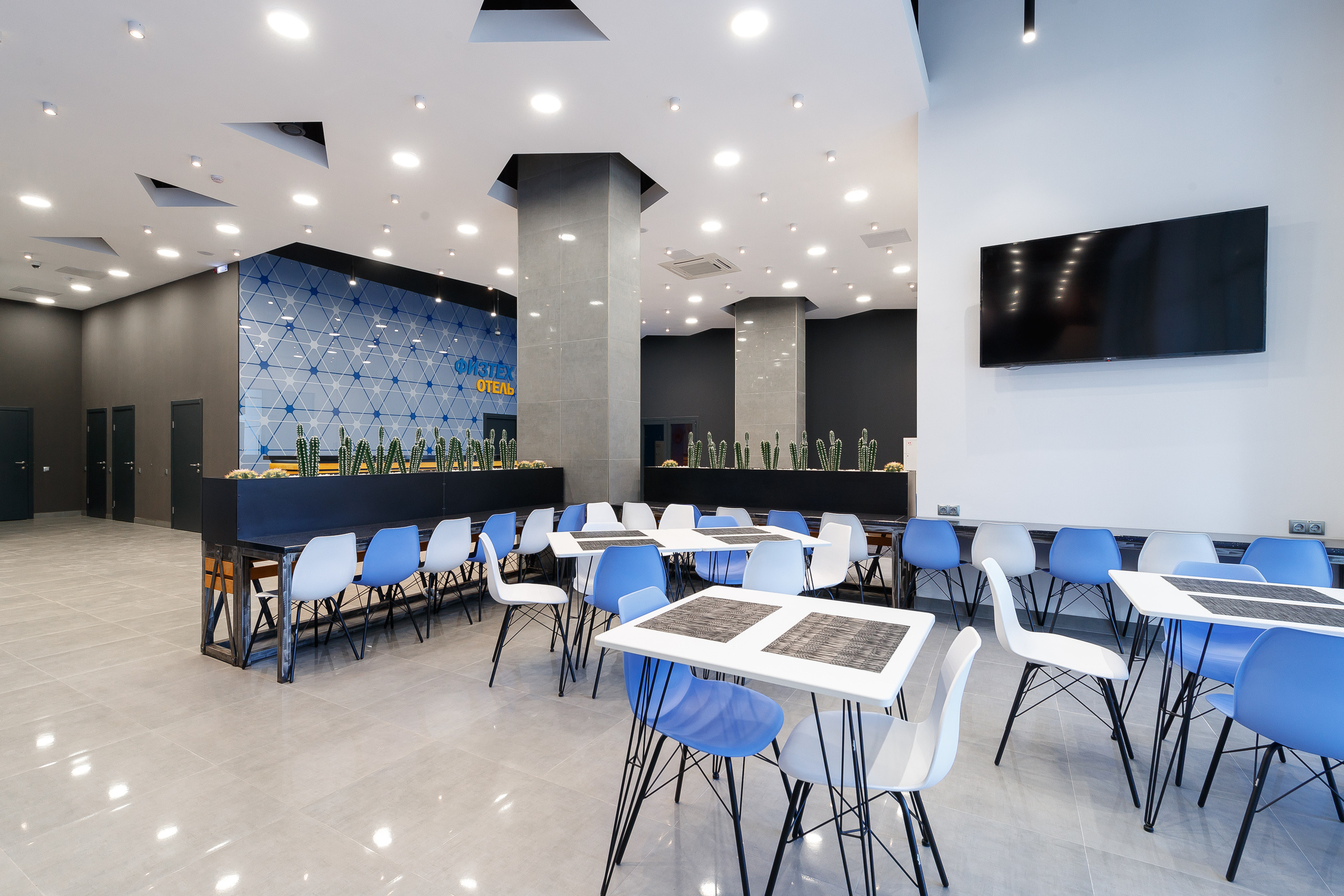 Interior and exterior. Evgeny Pelevin. Photographer. Industry, reporting, weddings, portrait