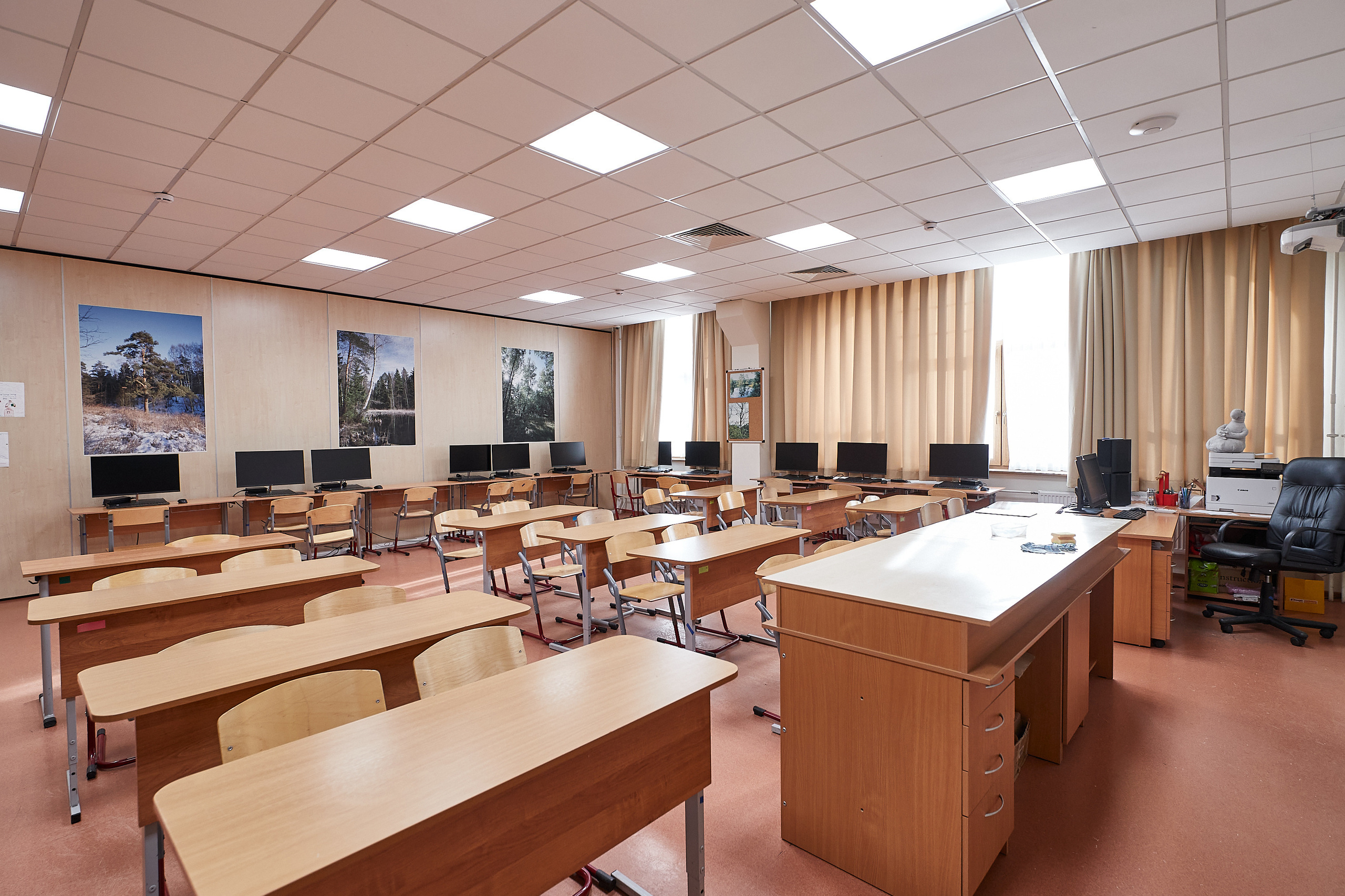 Interior and exterior. Evgeny Pelevin. Photographer. Industry, reporting, weddings, portrait