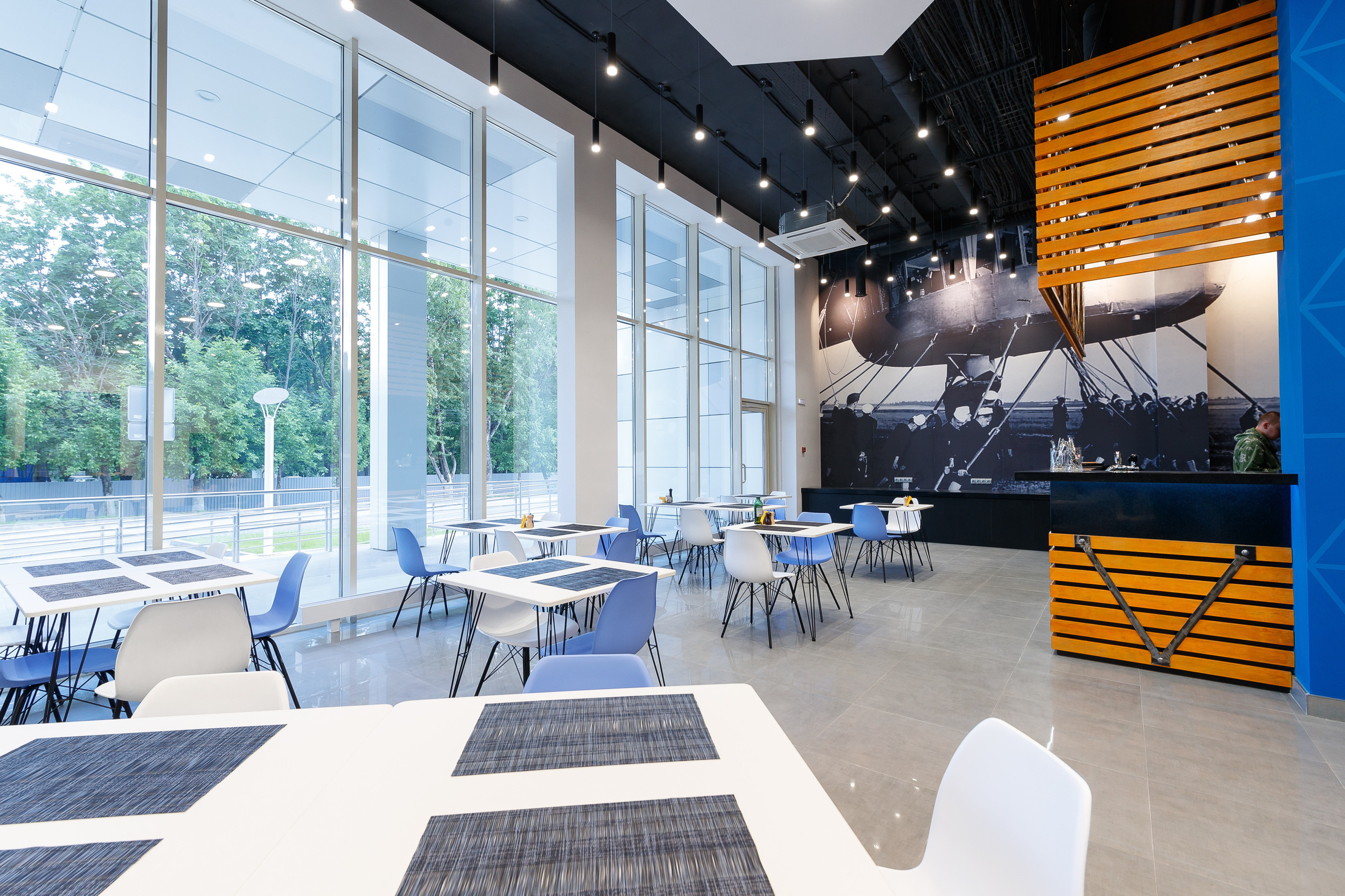 Interior and exterior. Evgeny Pelevin. Photographer. Industry, reporting, weddings, portrait