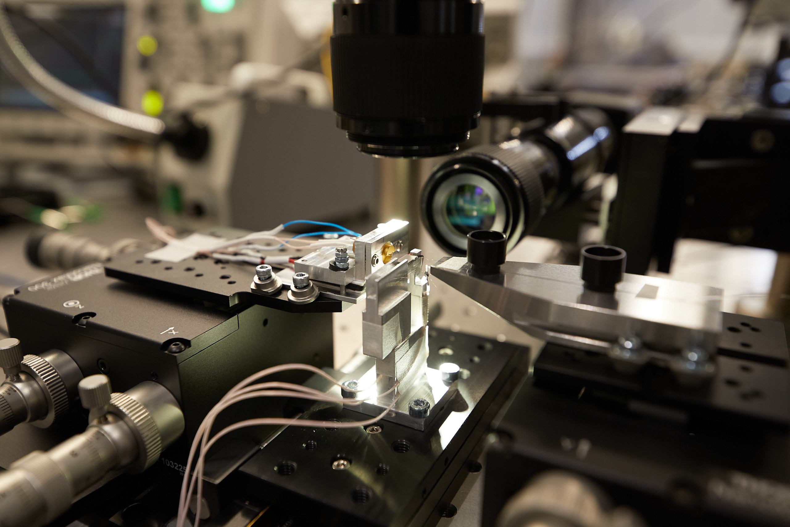 Science and laboratories. Evgeny Pelevin. Photographer. Industry, reporting, weddings, portrait