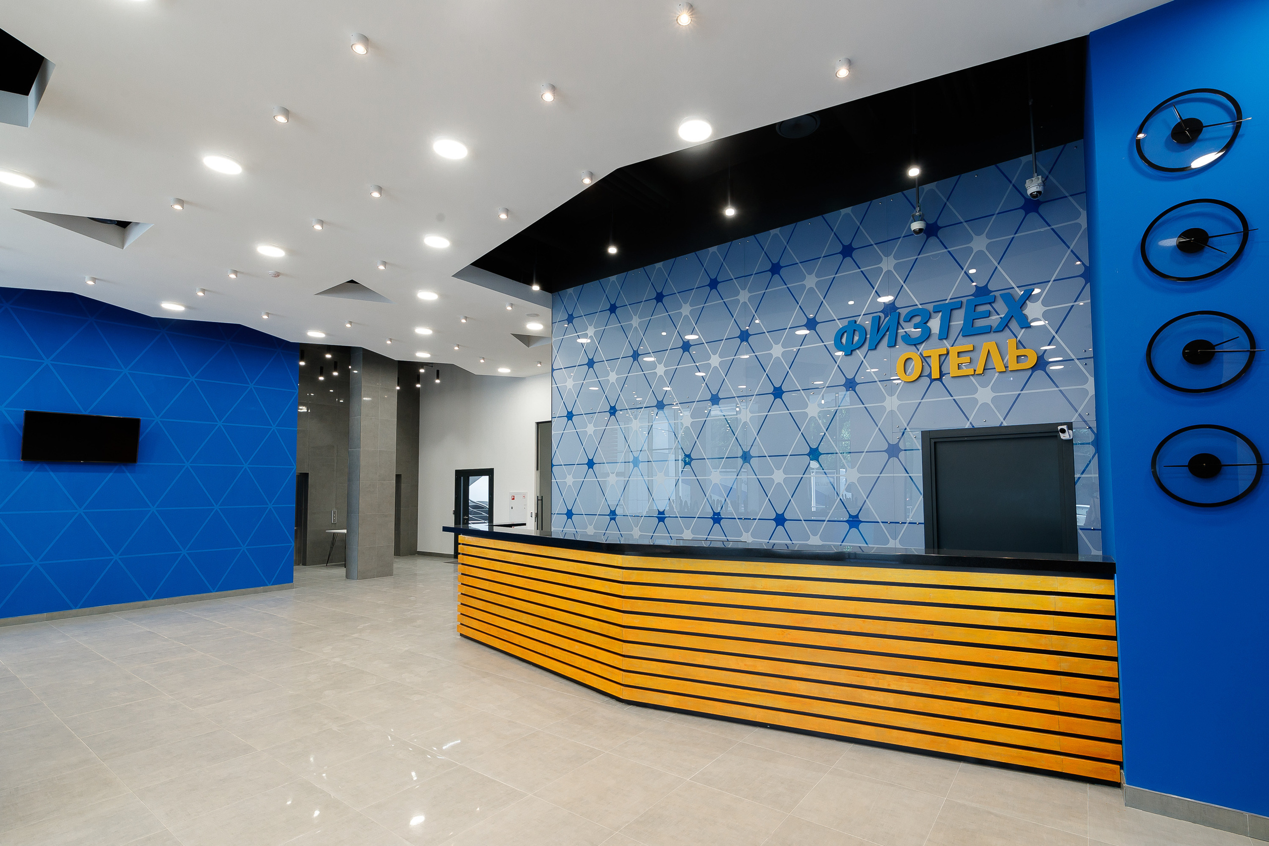 Interior and exterior. Evgeny Pelevin. Photographer. Industry, reporting, weddings, portrait