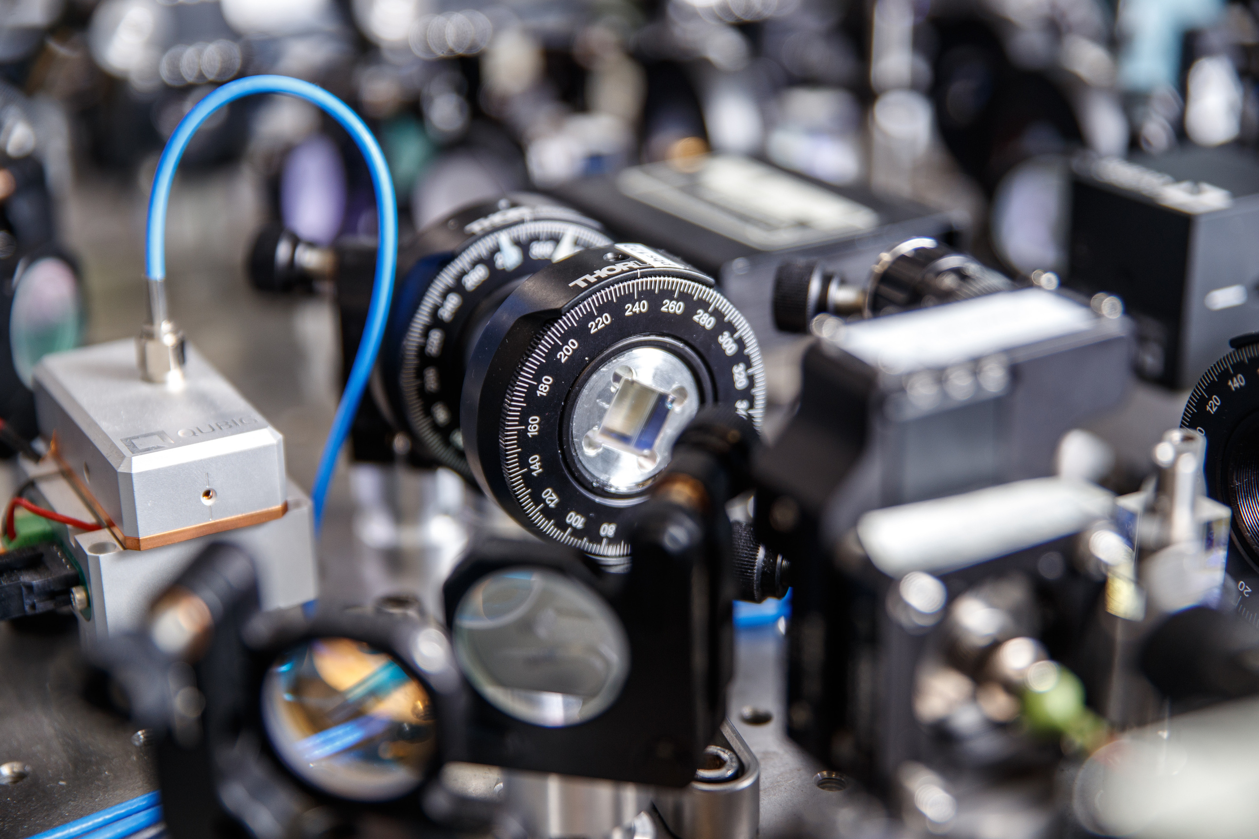 Science and laboratories. Evgeny Pelevin. Photographer. Industry, reporting, weddings, portrait