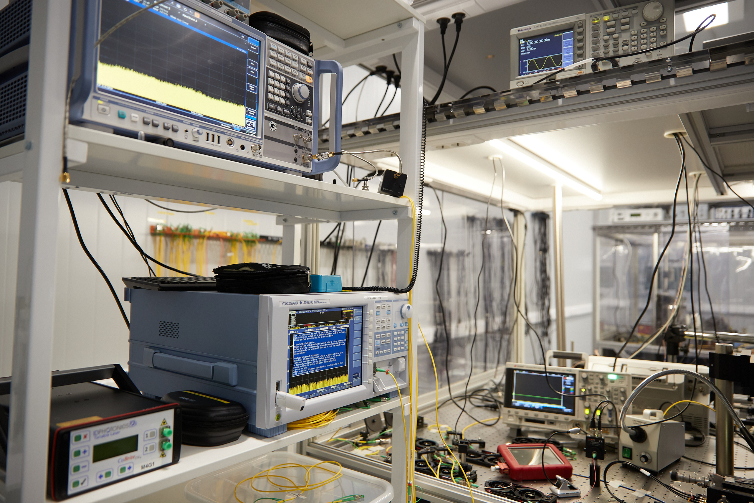 Science and laboratories. Evgeny Pelevin. Photographer. Industry, reporting, weddings, portrait