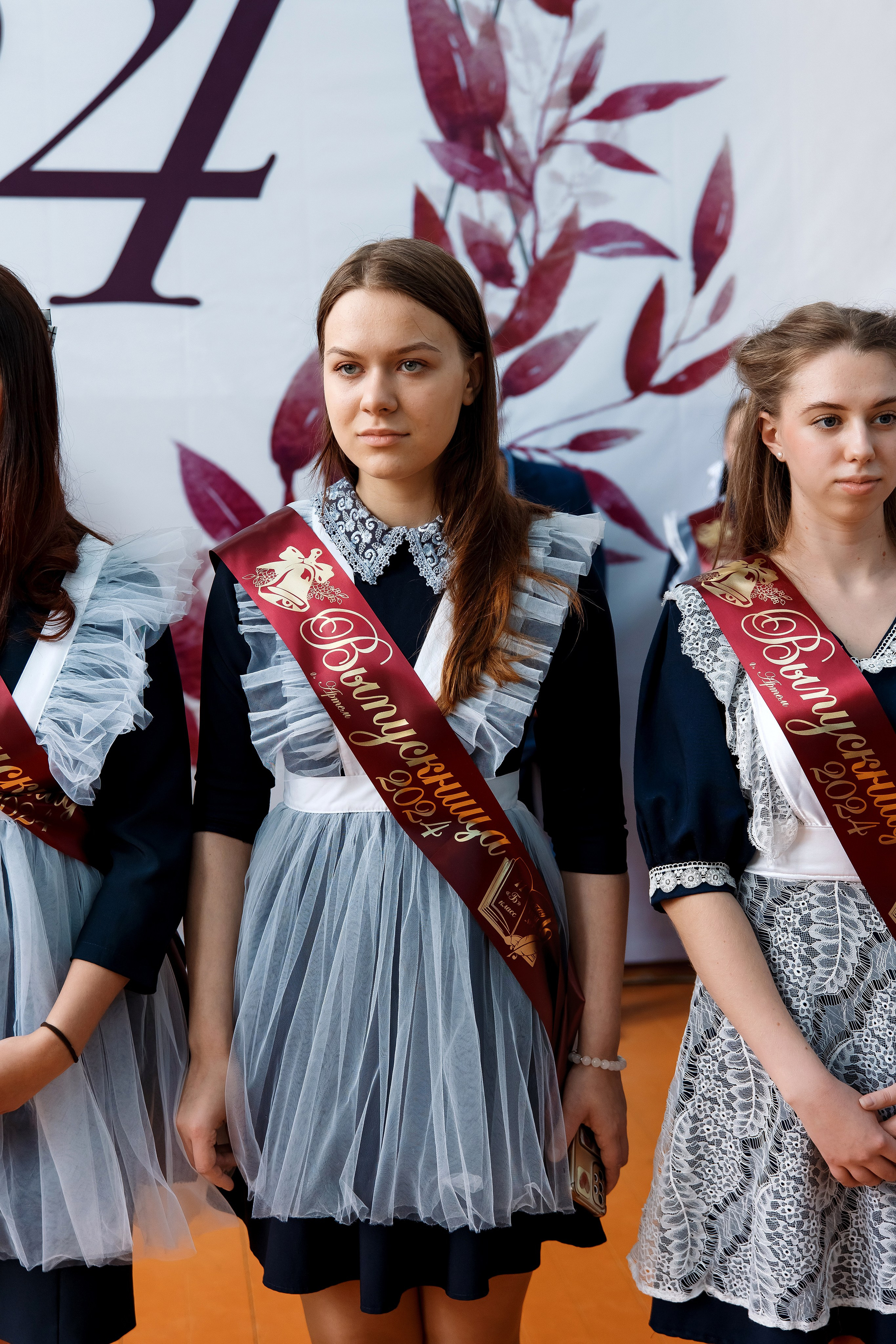 11 класс Последний звонок. Фотограф Любовь Корниенко, Примоский край