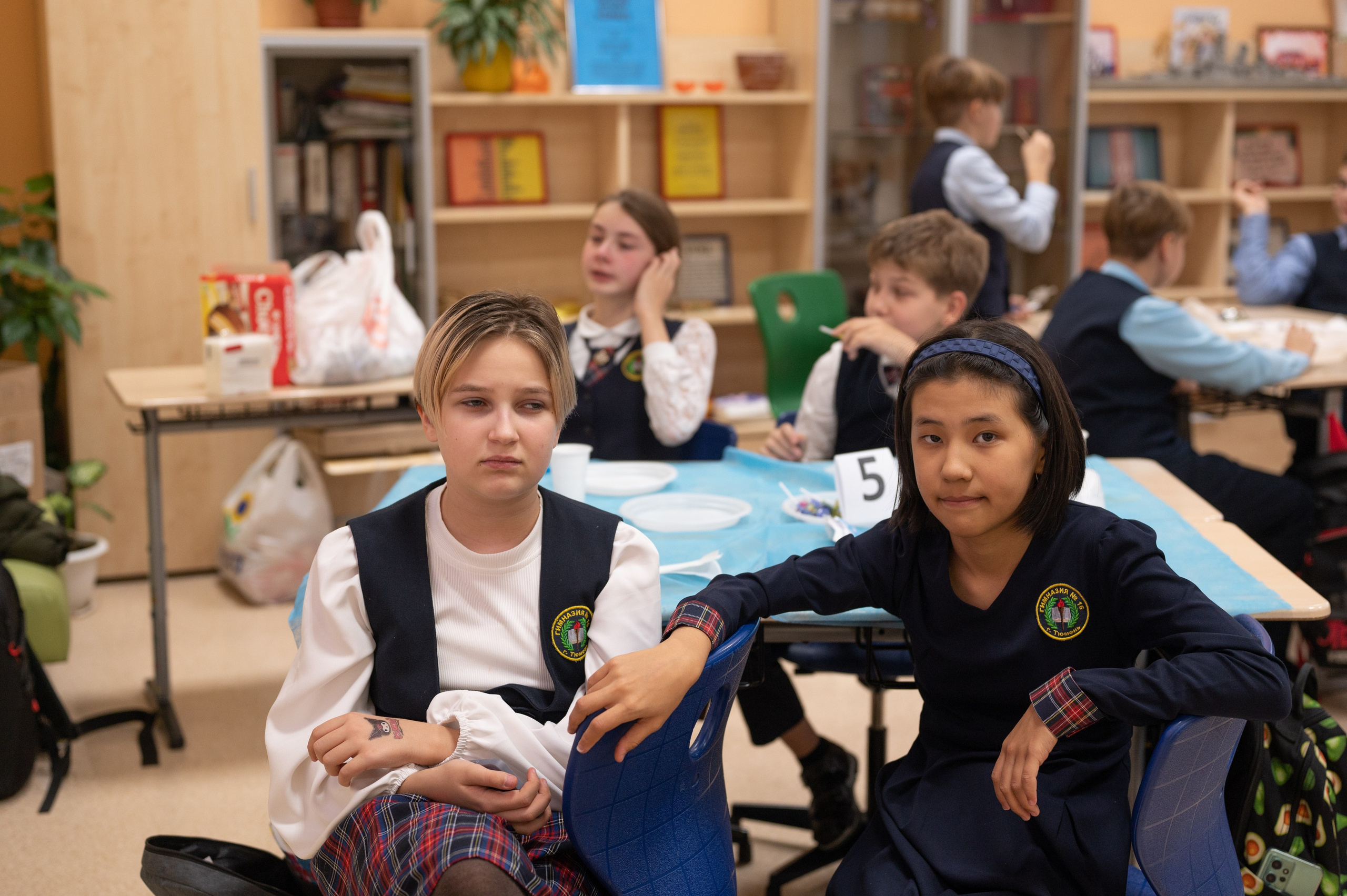 Репортаж мероприятия в классе 5Ж 16 гимназия 2024 г. Фотограф новорожденных, семейный детский в Тюмени Татьяна Морозова