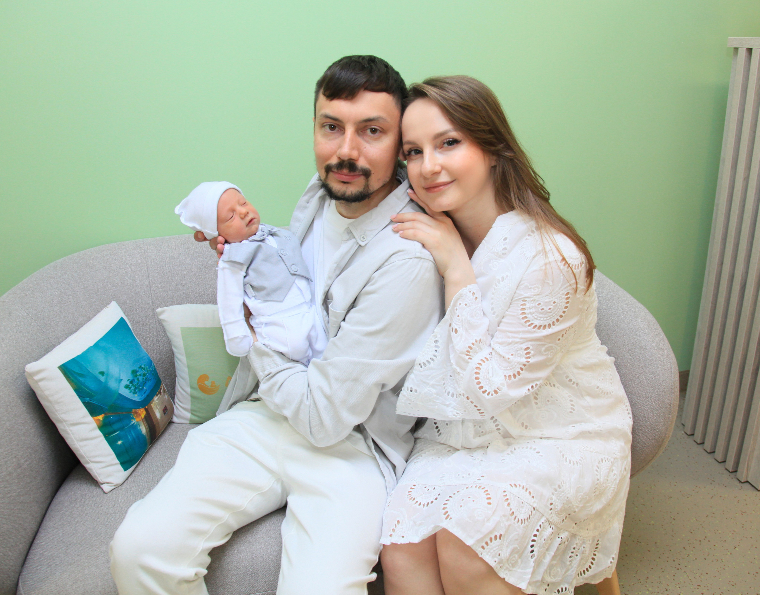 Фотограф на выписку из роддома Москва Лапино. Фотограф Москва Одинцово Кубинка Краснознаменск Лапино