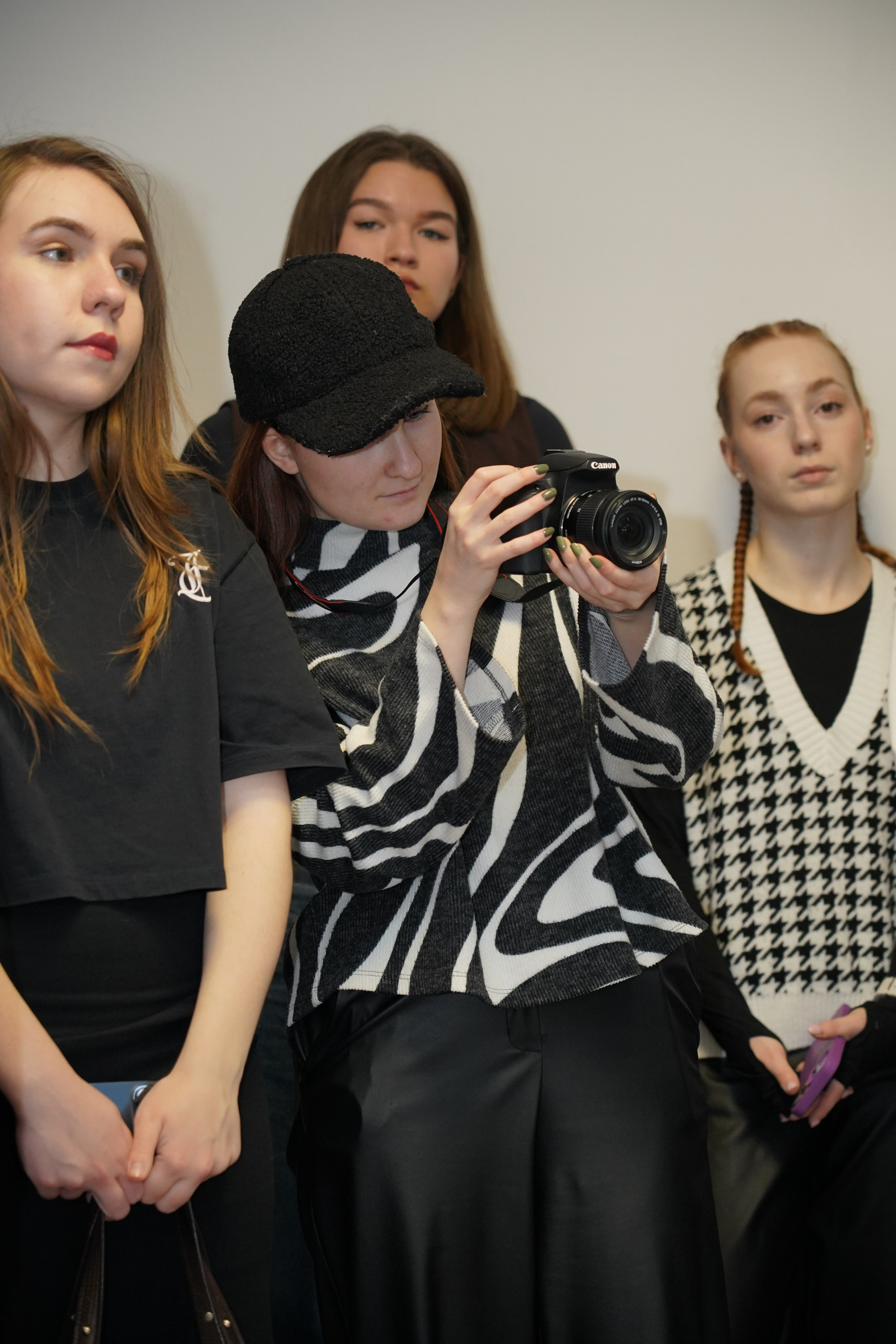 Фотограф на официальном мероприятии