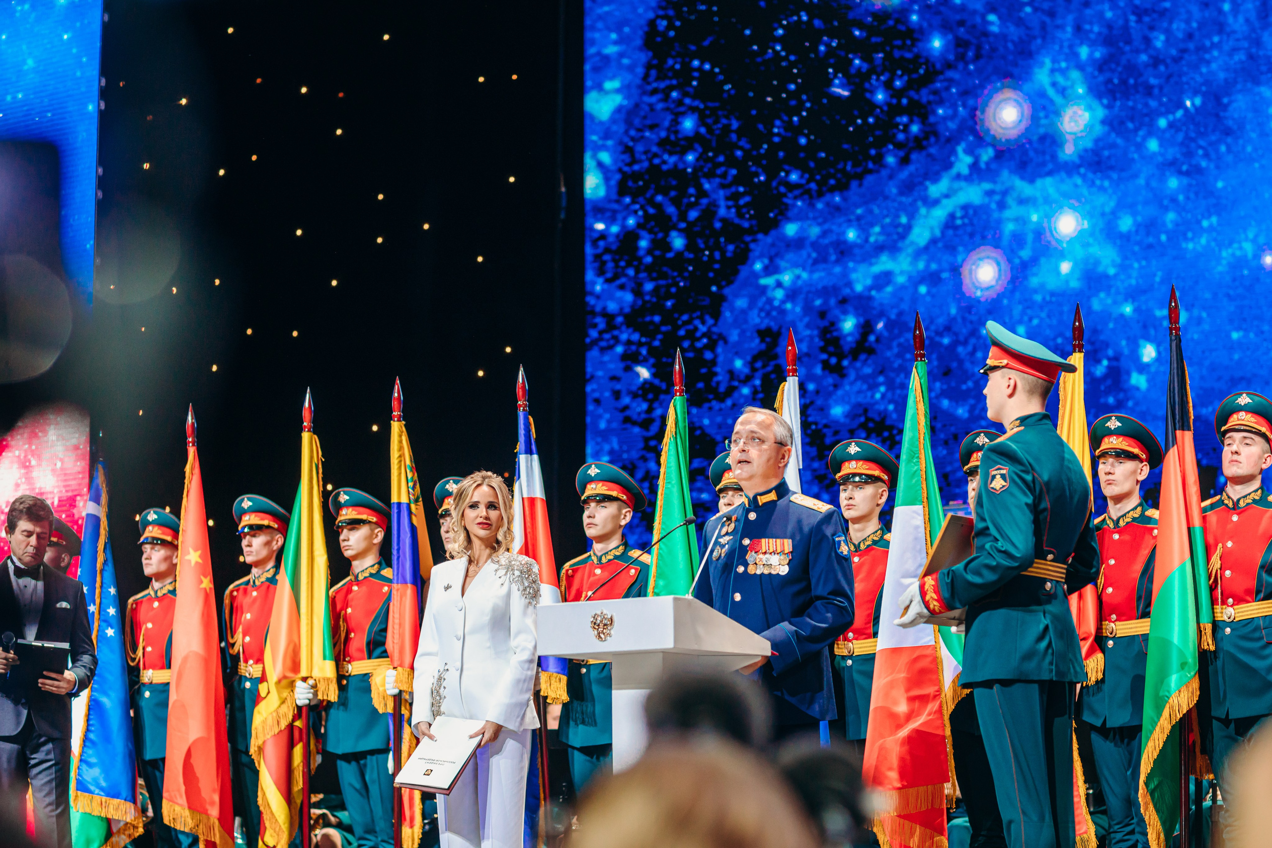 ЗИМНЯЯ СКАЗКА