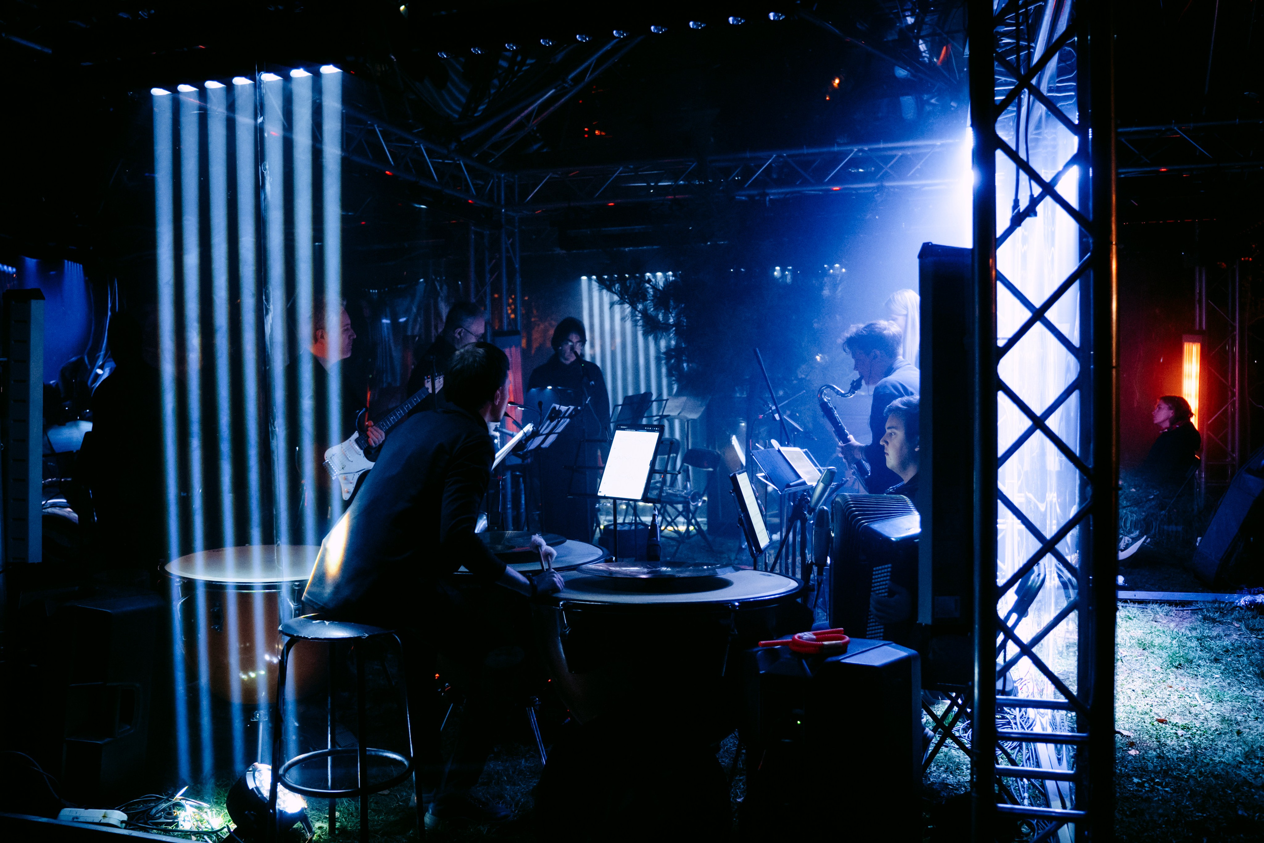 Synesthesia|Черное озеро. Главная