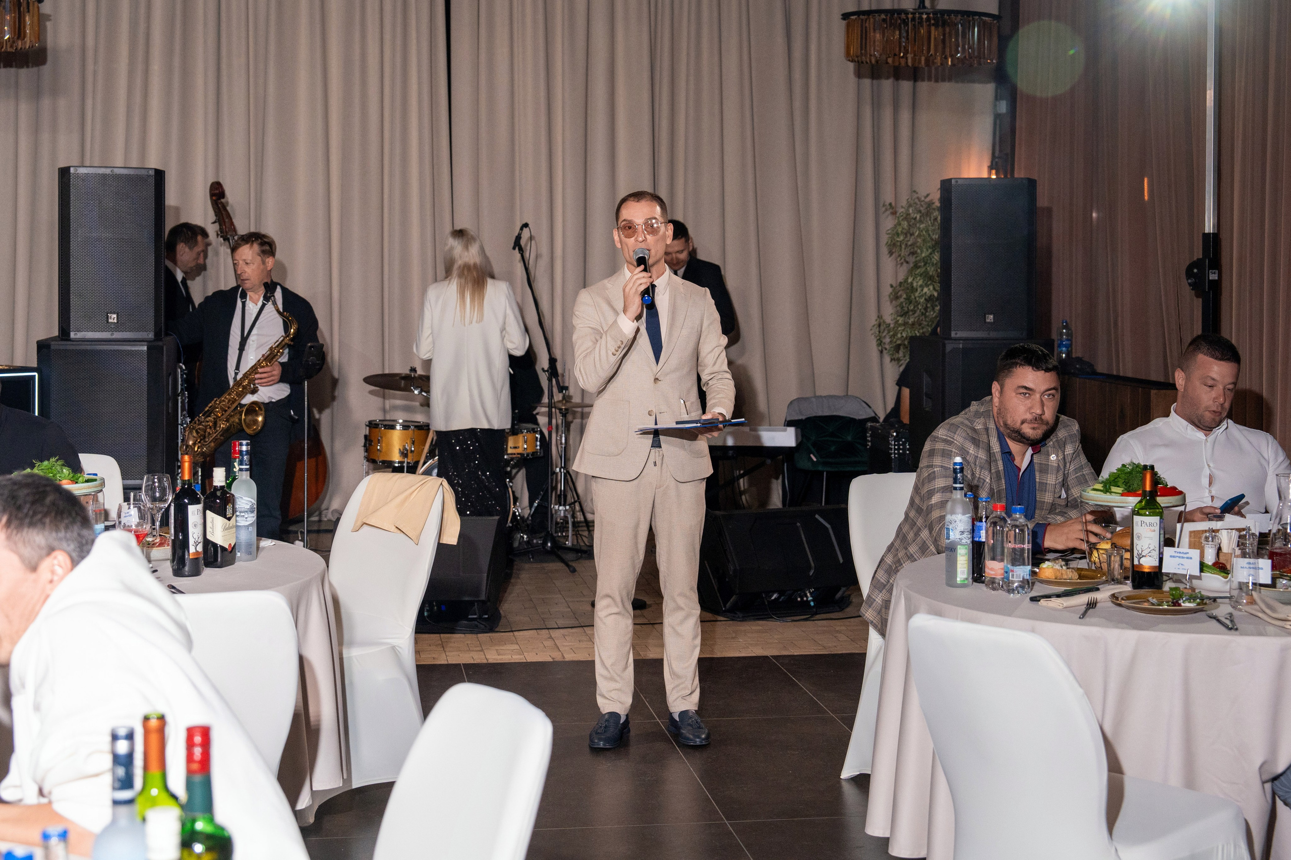 Гала-ужин для компании «Agregatka». Репортажный фотограф в Красной Поляне и Сочи Павлюченко Екатерина