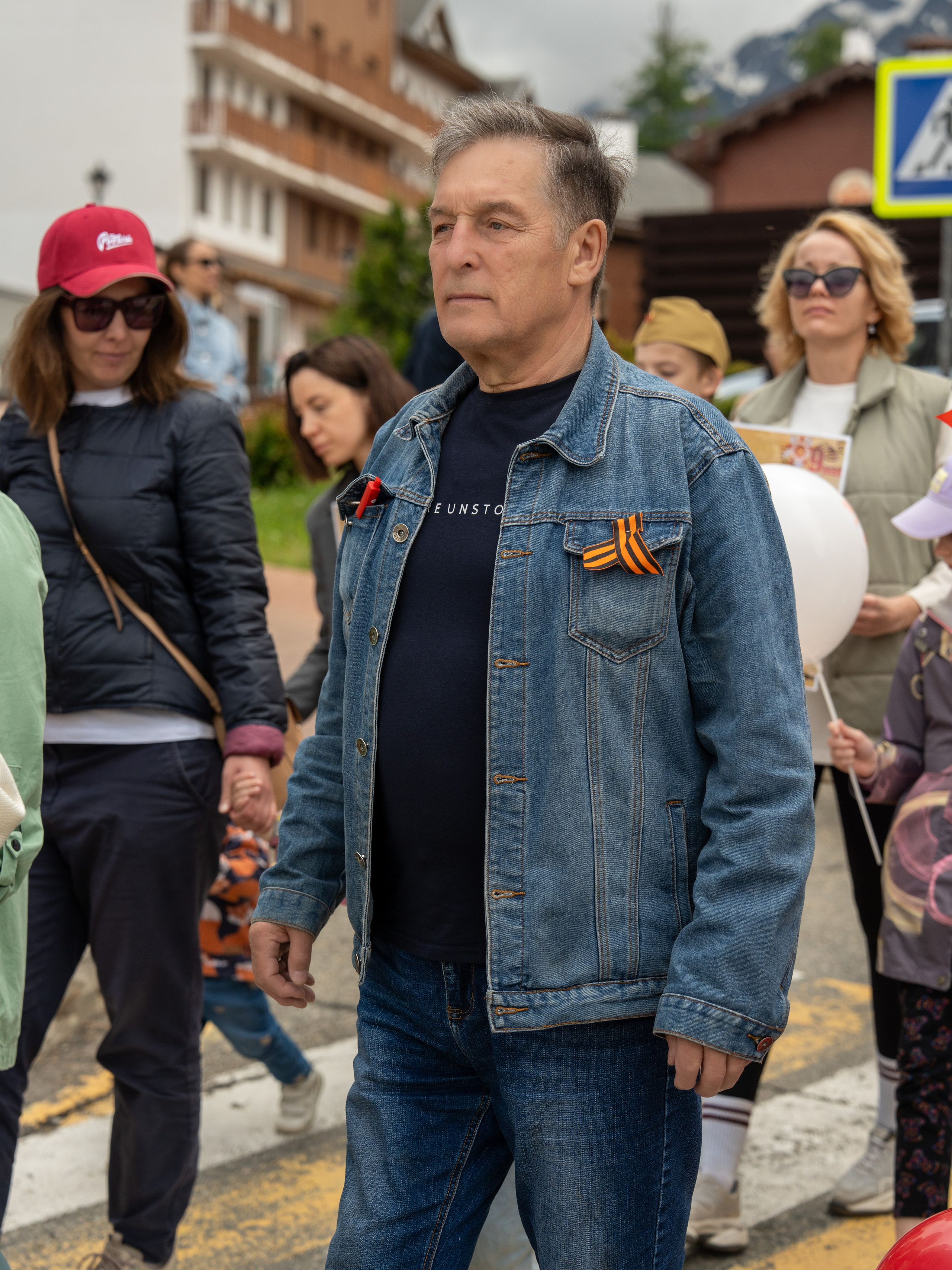 Шествие бессмертного полка 9 мая 2024 Rosa Springs. Репортажный фотограф в Красной Поляне и Сочи Павлюченко Екатерина