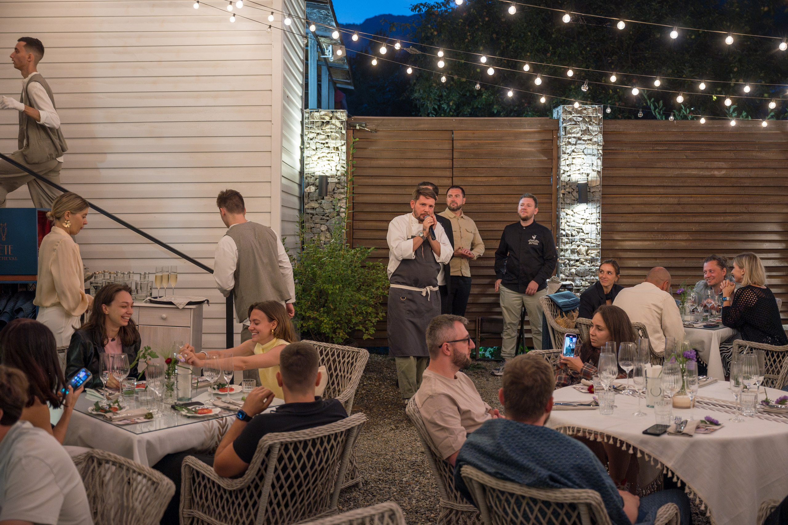 Гастрономический ужин в ресторане Co-Co Chalet. Репортажный фотограф в Красной Поляне и Сочи Павлюченко Екатерина