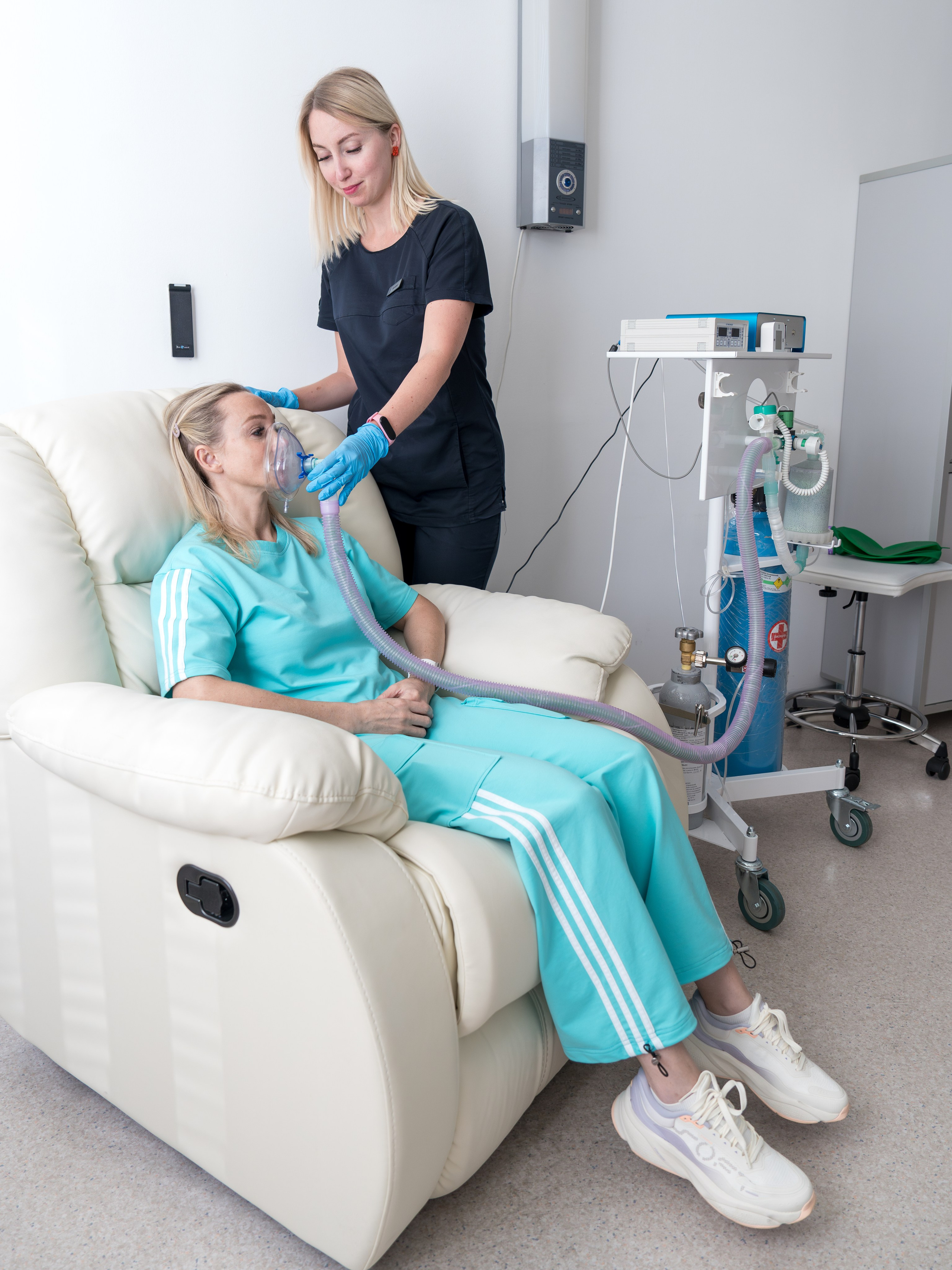 Контент съемка для медицинского центра в отеле Rosa Springs. Репортажный фотограф в Красной Поляне и Сочи Павлюченко Екатерина