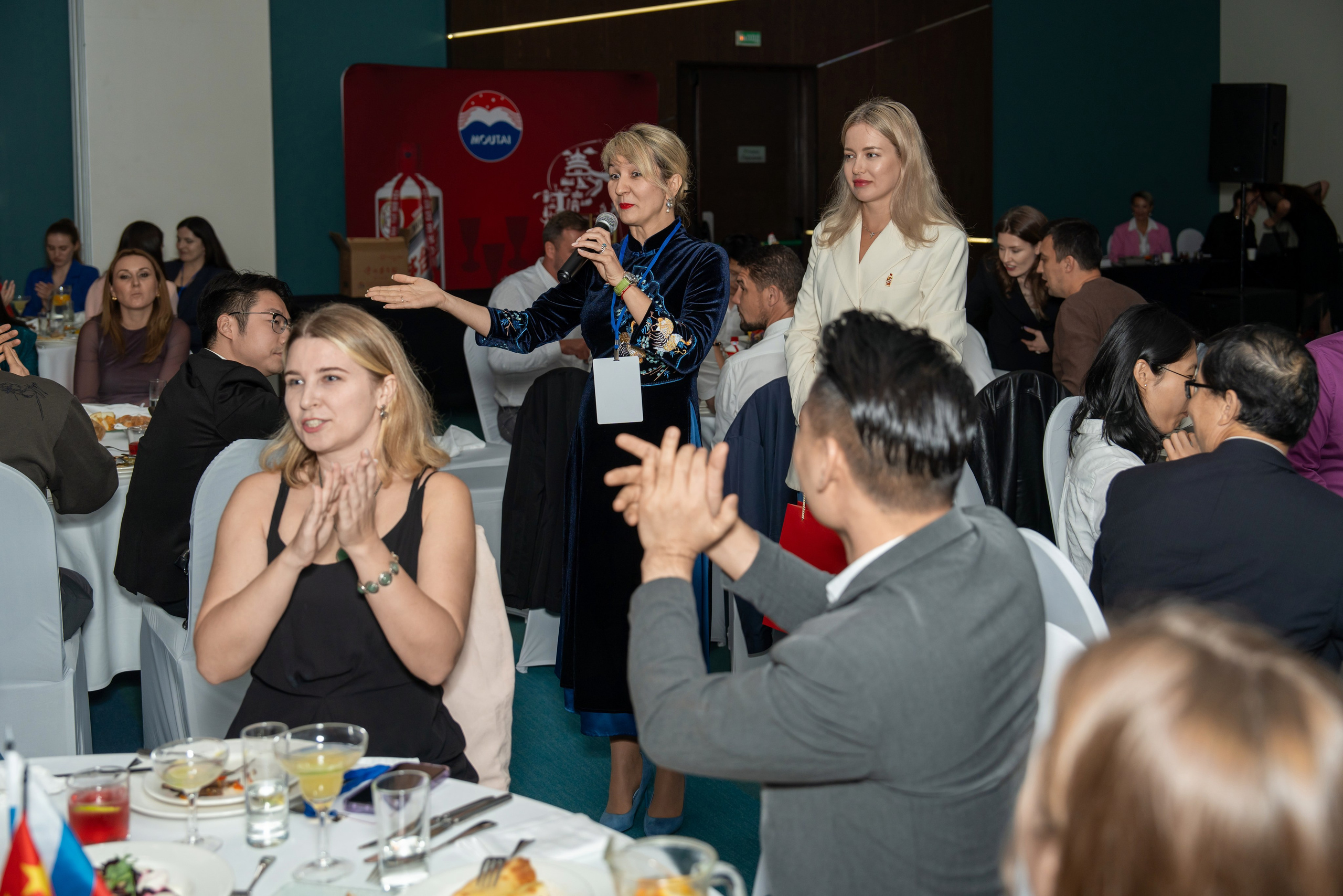 ChinaRosaFest 2024. Репортажный фотограф в Красной Поляне и Сочи Павлюченко Екатерина