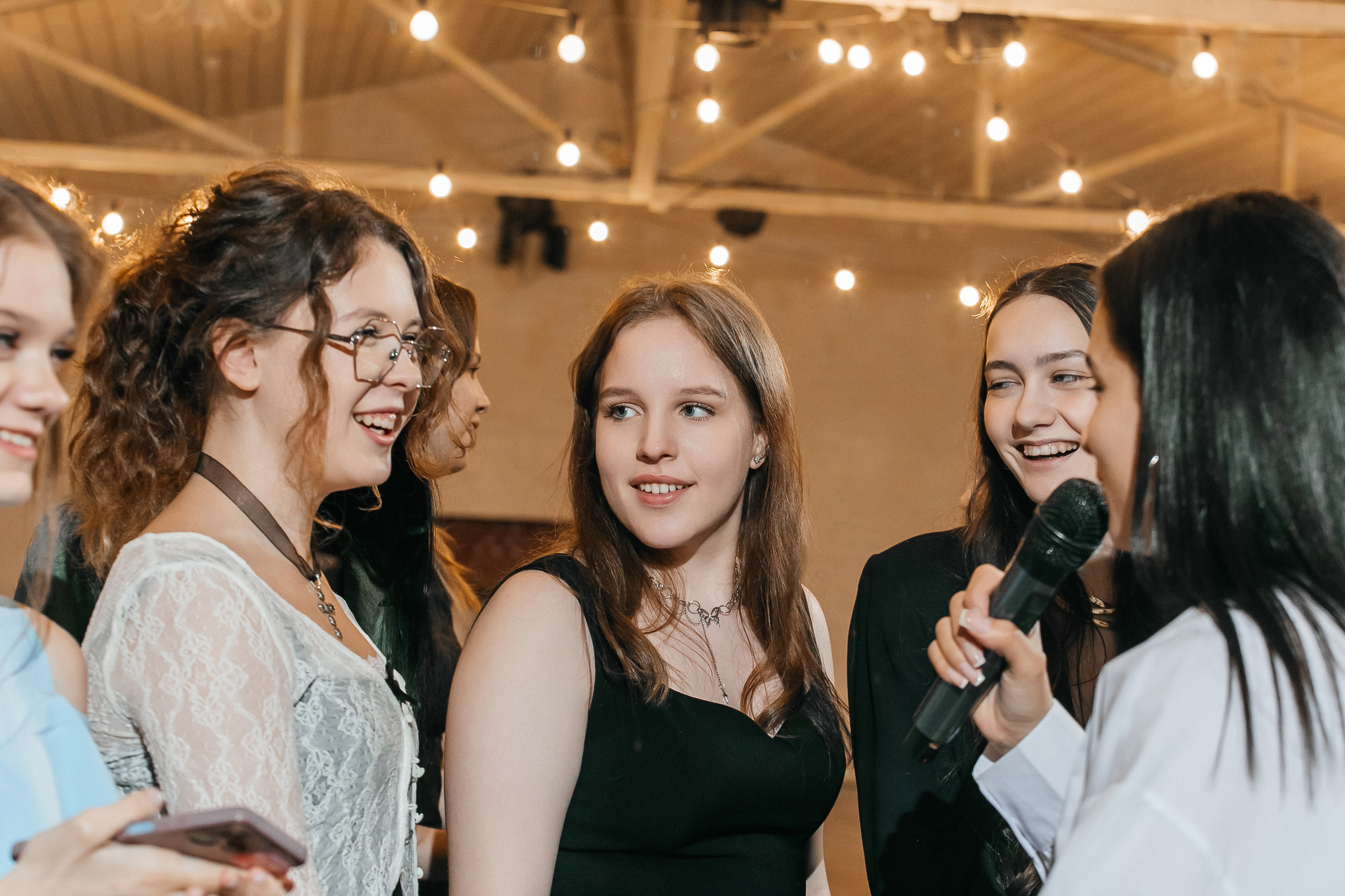 Выпускной 9 класс. Фотограф в Санкт-Петербурге Виктория Безверхая