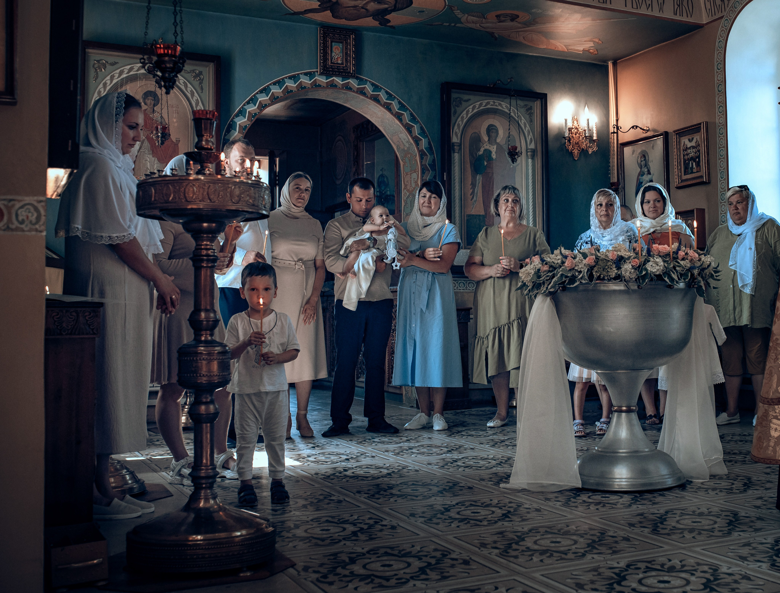 Съемка таинства крещения в Красноярске. Фотографы крещения/венчания  Красноярск Татьяна и Вячеслав Переваловы