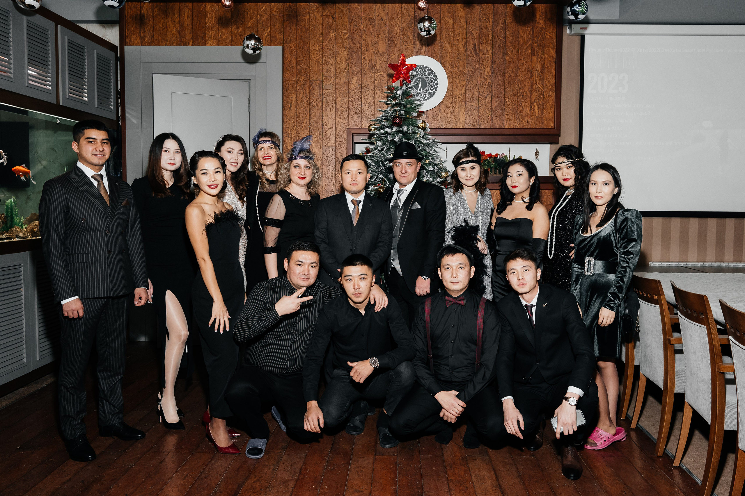 ARONAKS CORPARATE PARTY