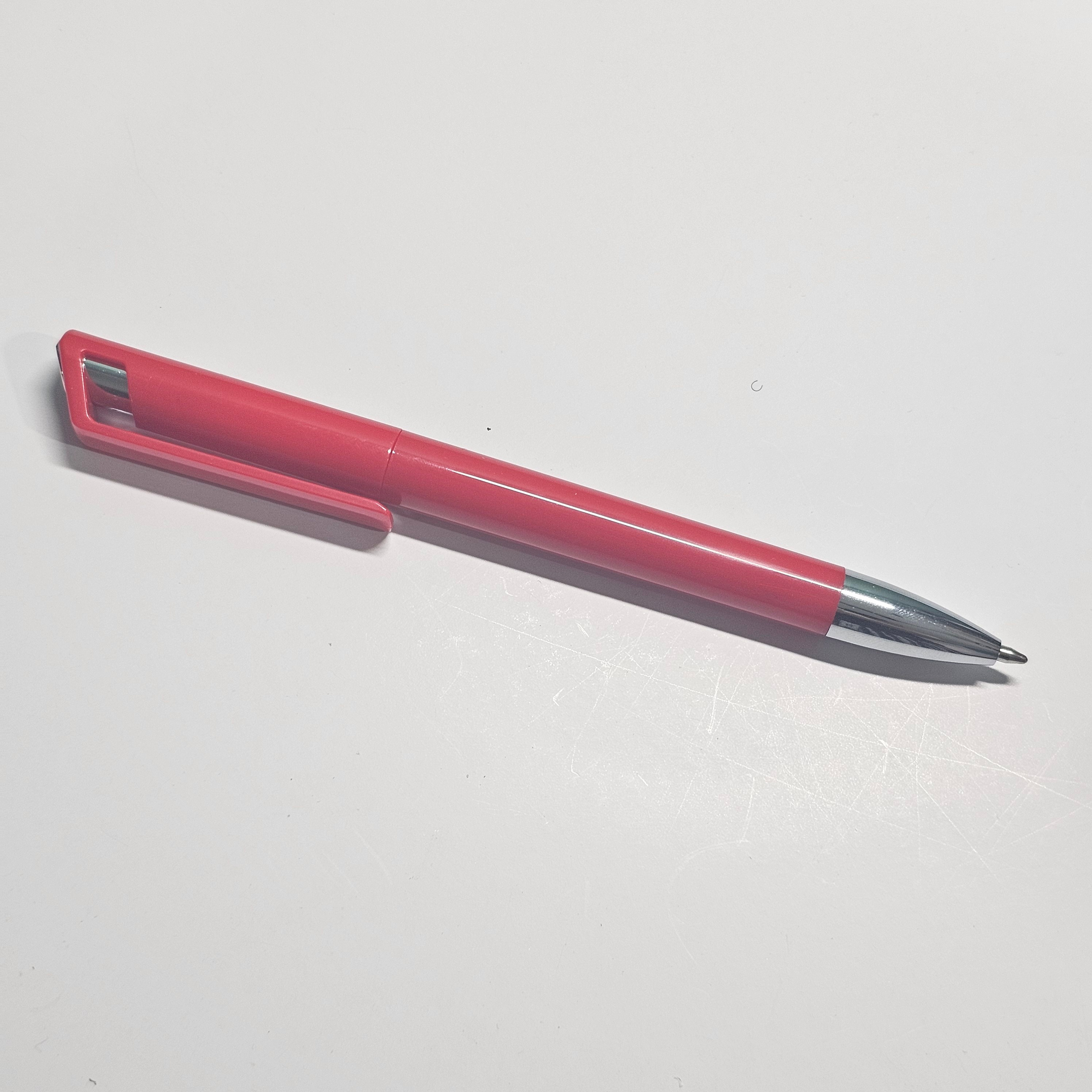 Ручки. MEMENTO.Выпускные альбомы, школьные, юбилейные и другие книги. Ростов-на-Дону