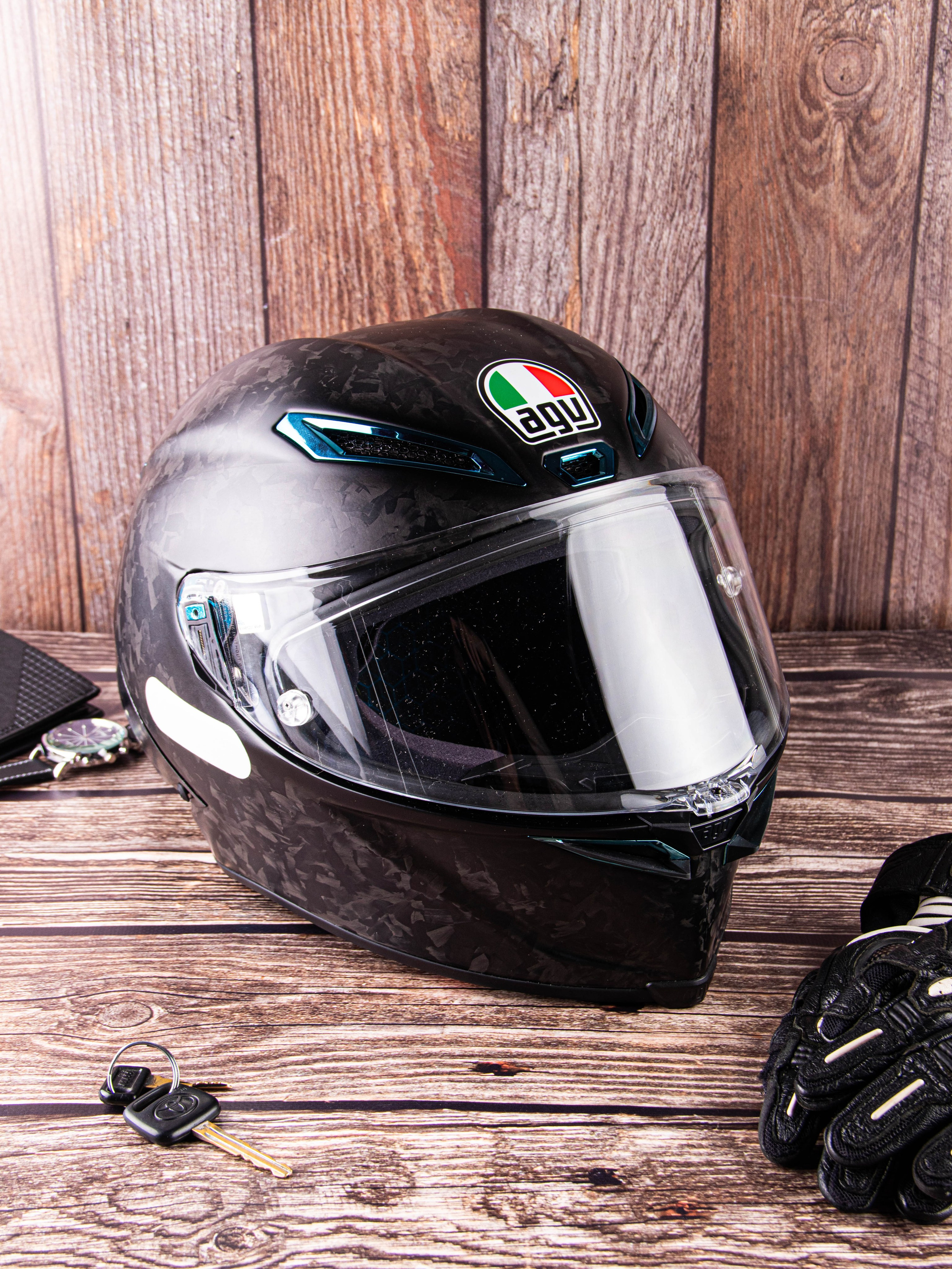 Мотоциклетный шлем. «Матрица»