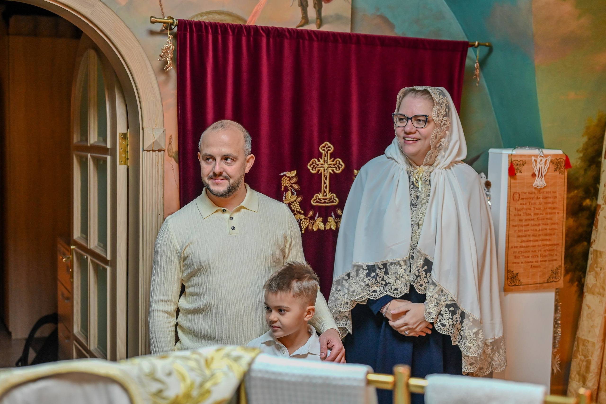 Крещение Совхоз Ленина. Семейный и детский фотограф Москва