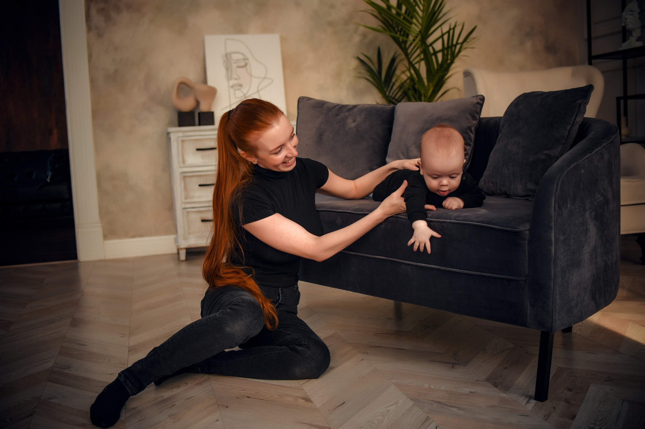 Семейная студийная фотосессия 3. Свадебный, семейный, детский, контент фотограф в Омске Максим Ильин