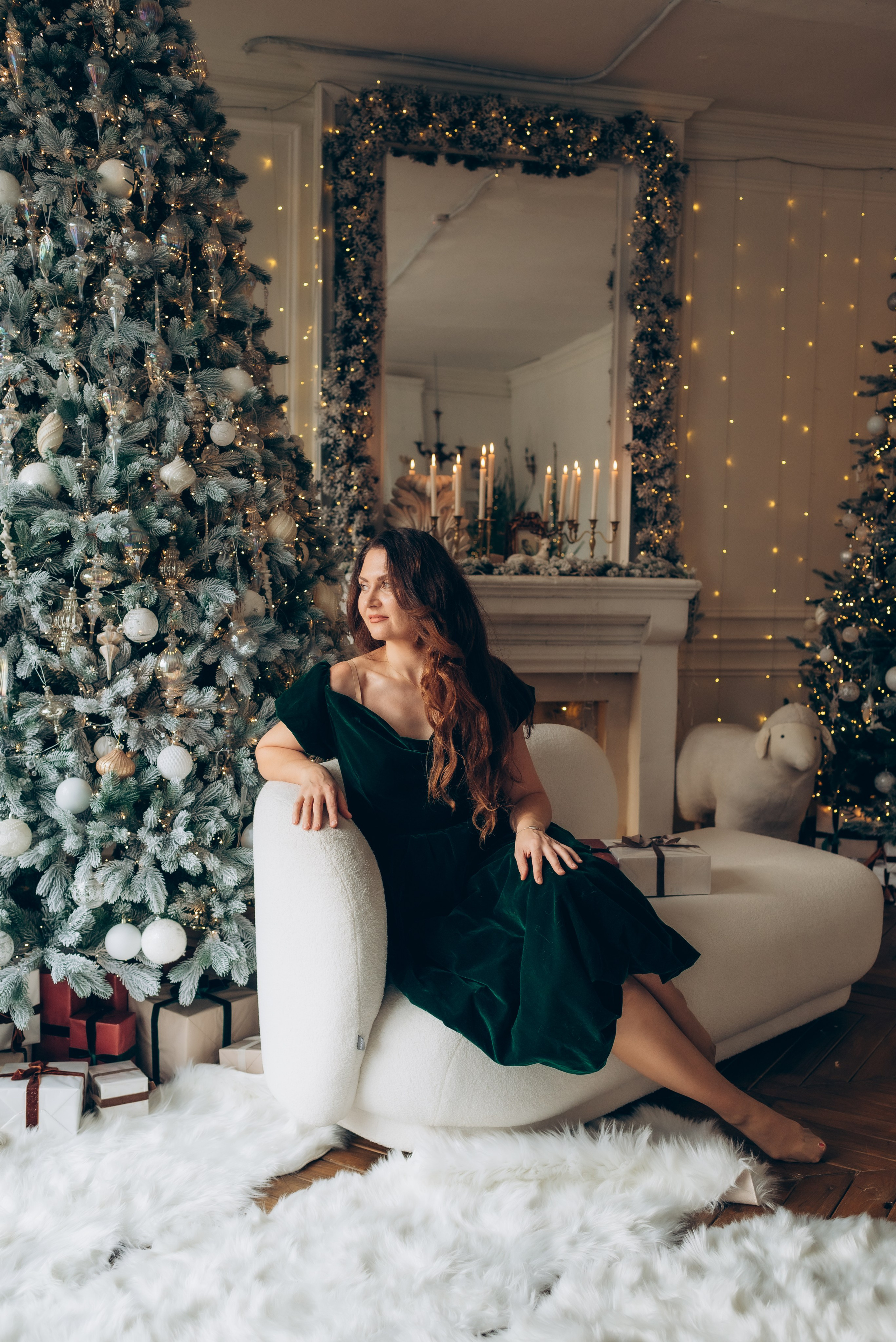 Новогодняя съемка Ксюша с дочками. Семейный фотограф в Тюмени Ксения Мязитова