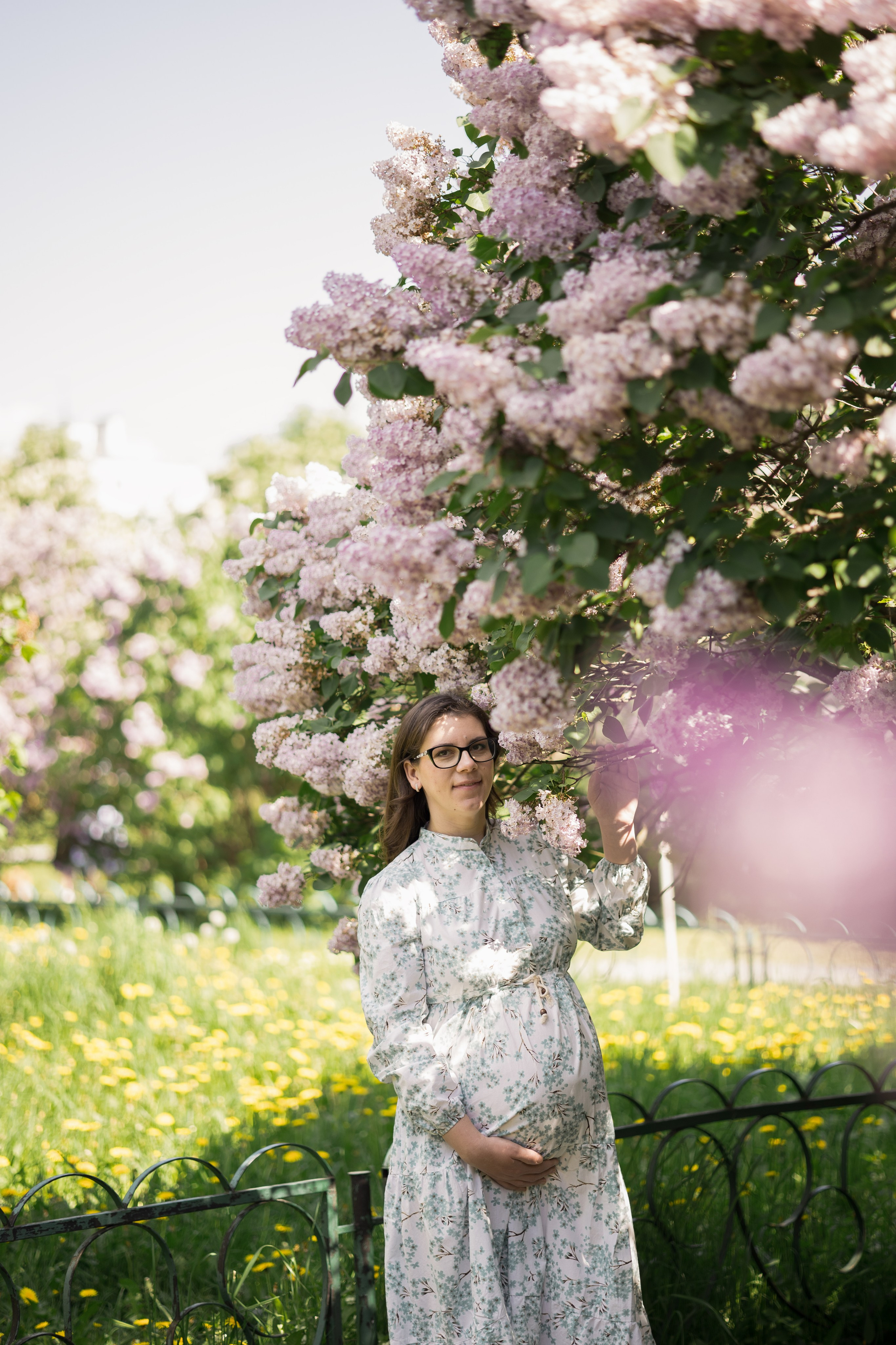 Фотосессия беременности на природе. Профессиональный фотограф в Москве