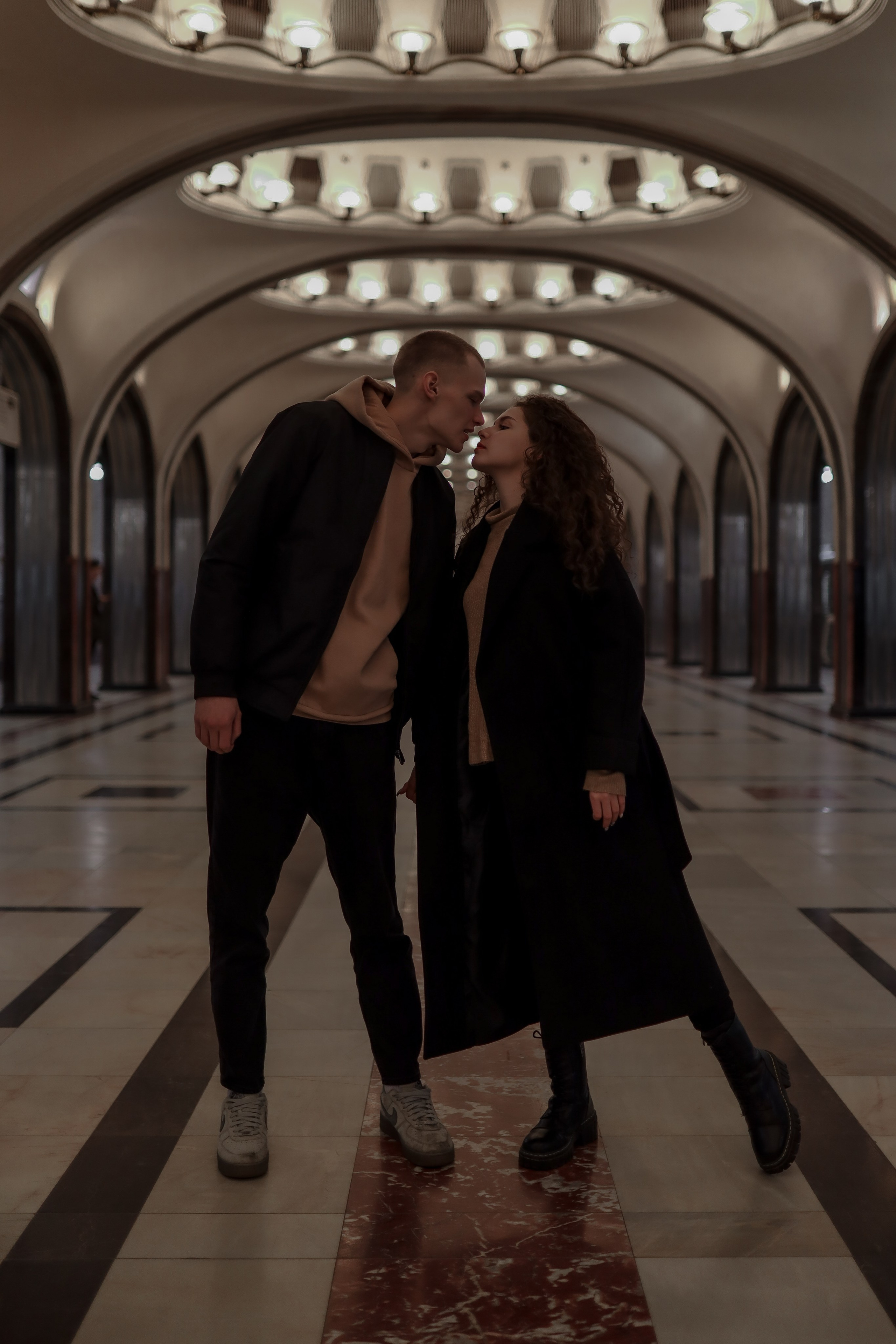 Метро Арина и Денис. Kharchenkotatianaweddingphoto