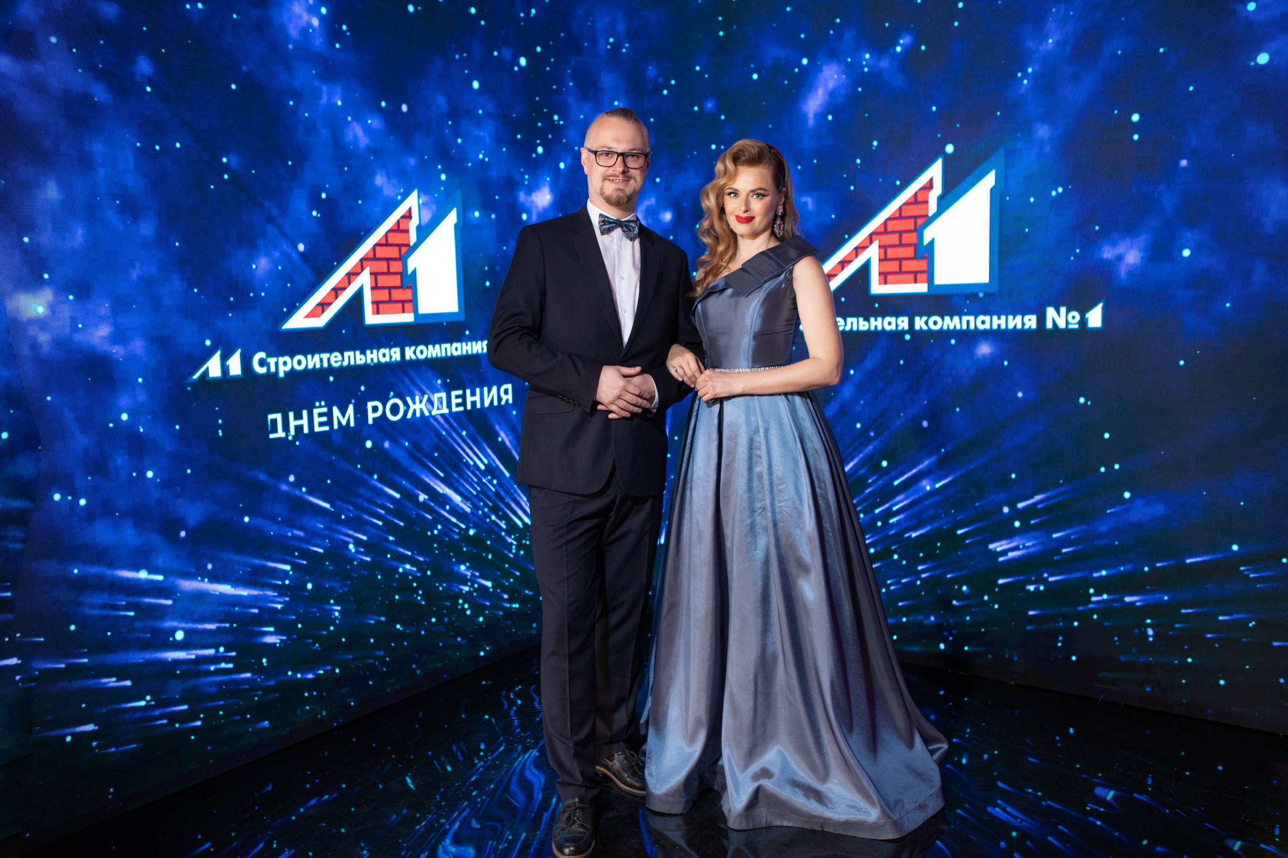 Строительная компания Л1- 32 года. Специальный гость — Григорий Лепс. Двойняшки-фотографы Анна и Анастасия в Санкт-Петербурге